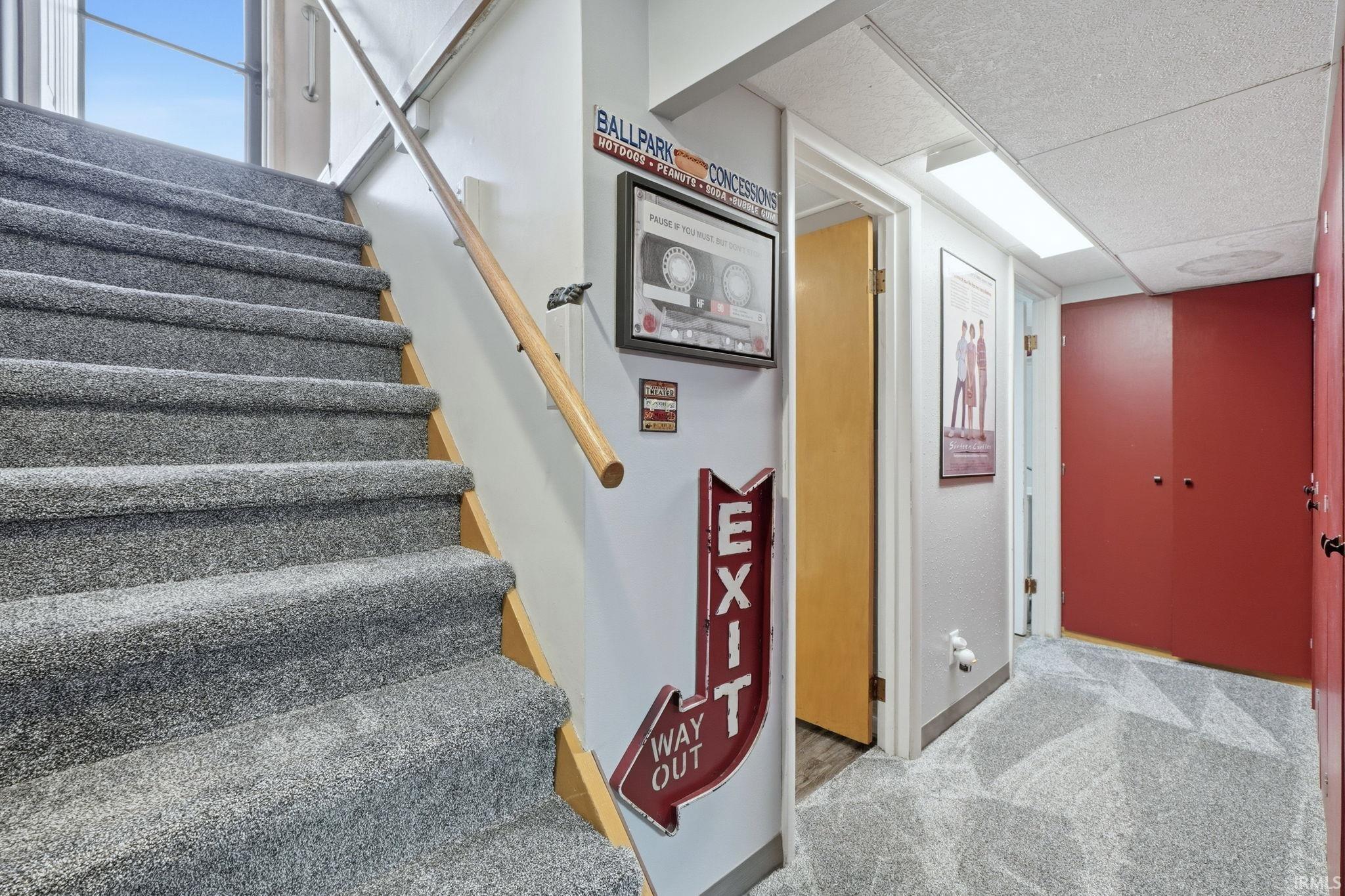 Photo 24 of 1233 Kenwood Ave