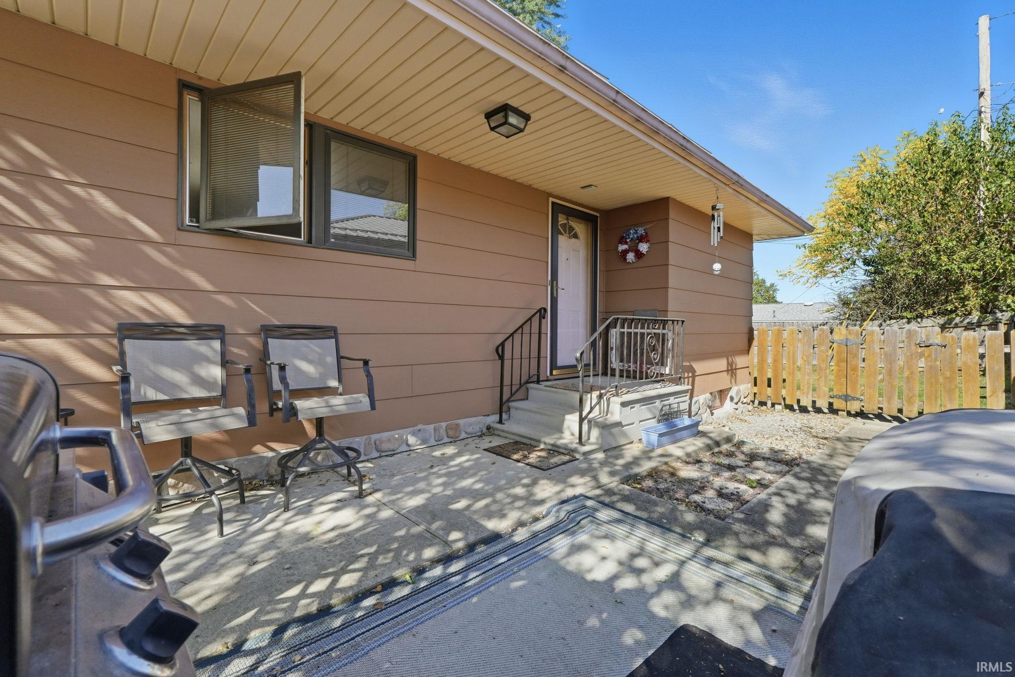 Photo 6 of 1233 Kenwood Ave