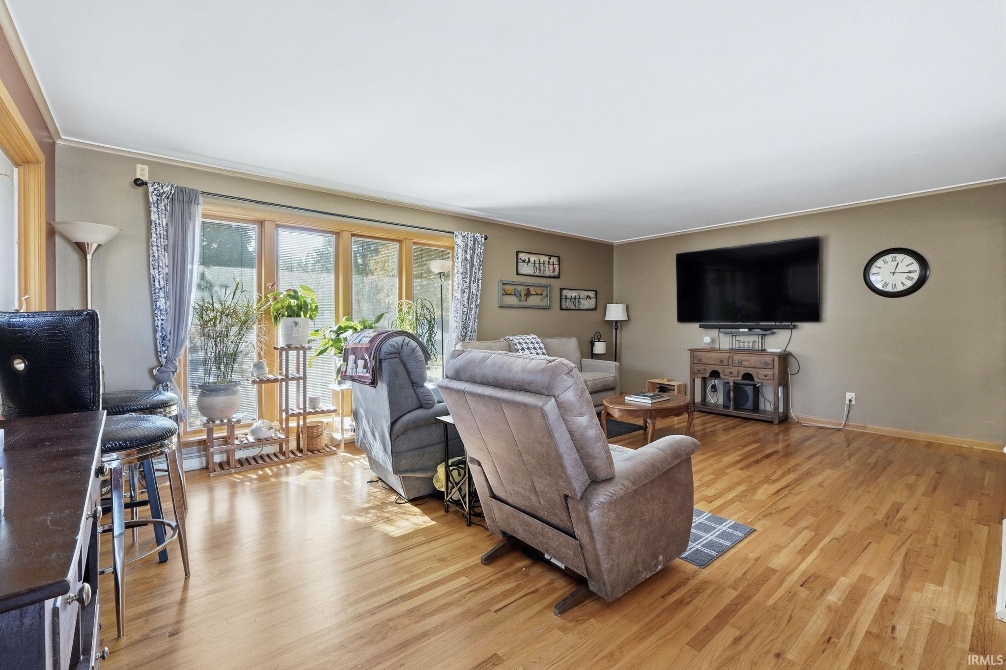 Photo 9 of 1233 Kenwood Ave