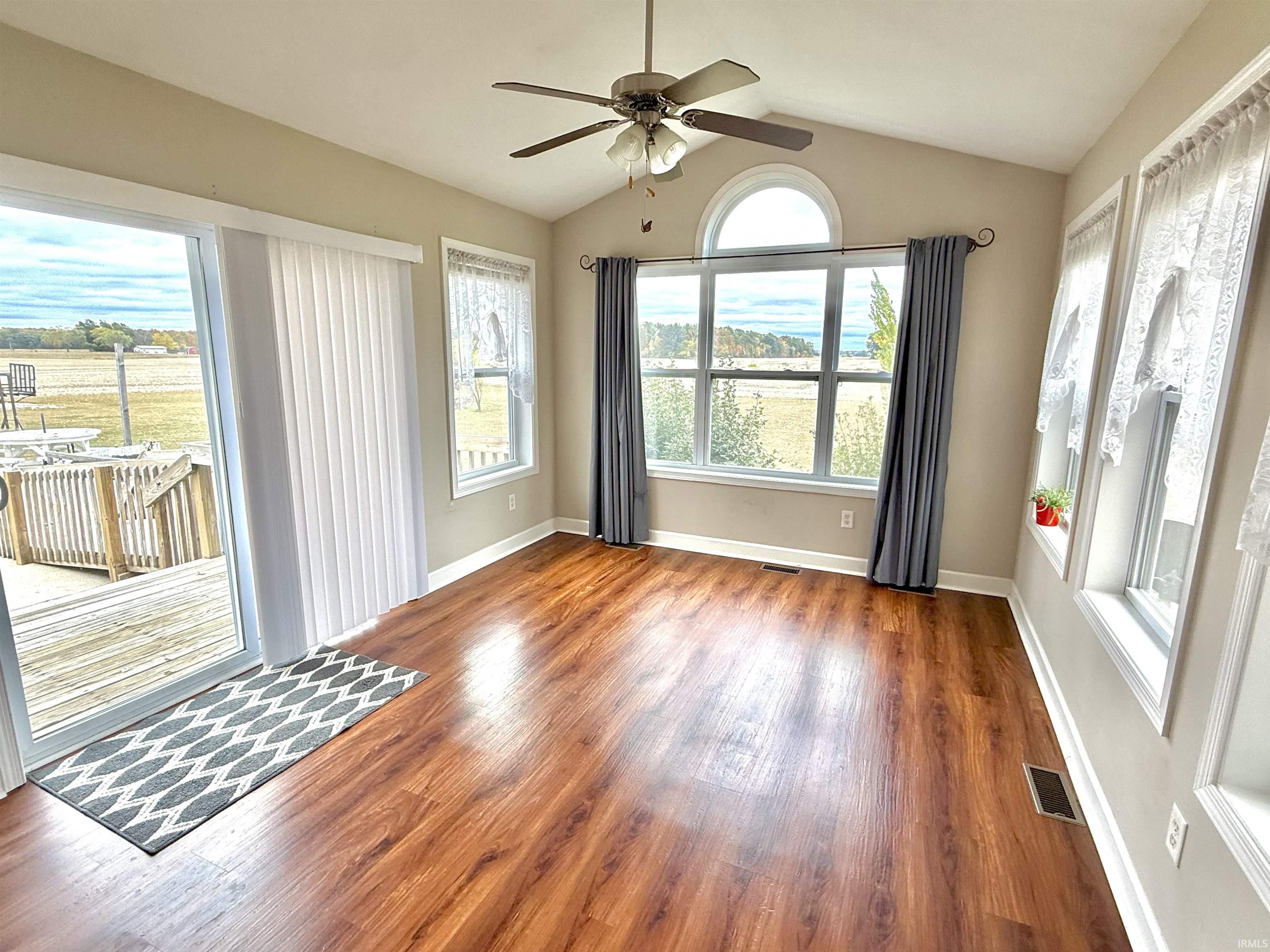 Homes for sale in Hartford City, IN | 2578 W Sr-18, Hartford City, IN 47348 | MLS# 202542891