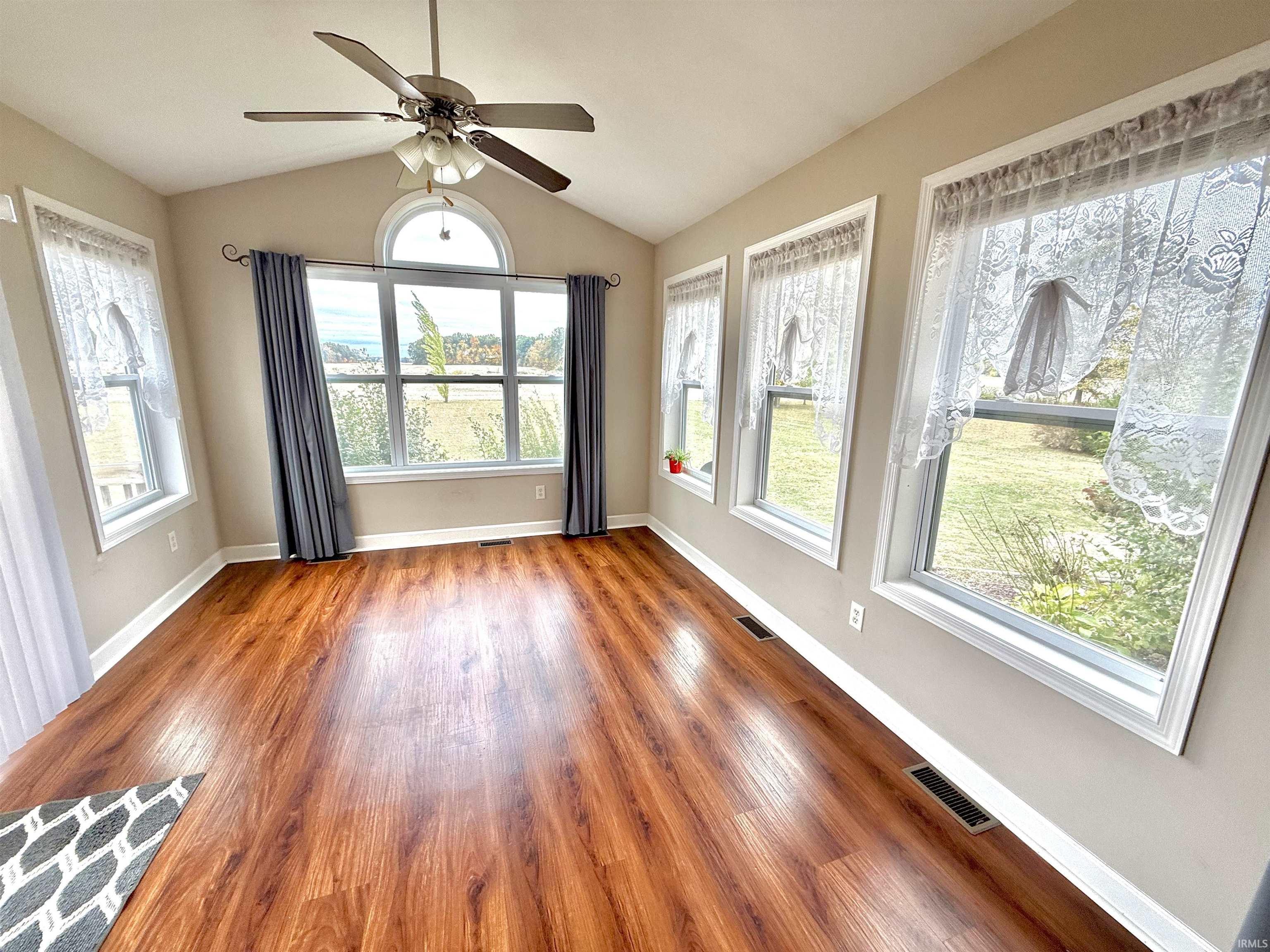 Homes for sale in Hartford City, IN | 2578 W Sr-18, Hartford City, IN 47348 | MLS# 202542891