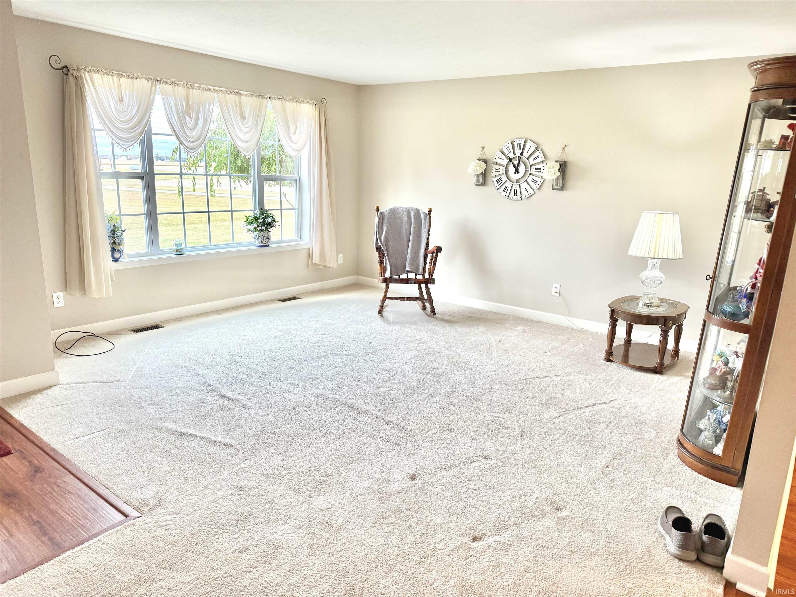 Homes for sale in Hartford City, IN | 2578 W Sr-18, Hartford City, IN 47348 | MLS# 202542891