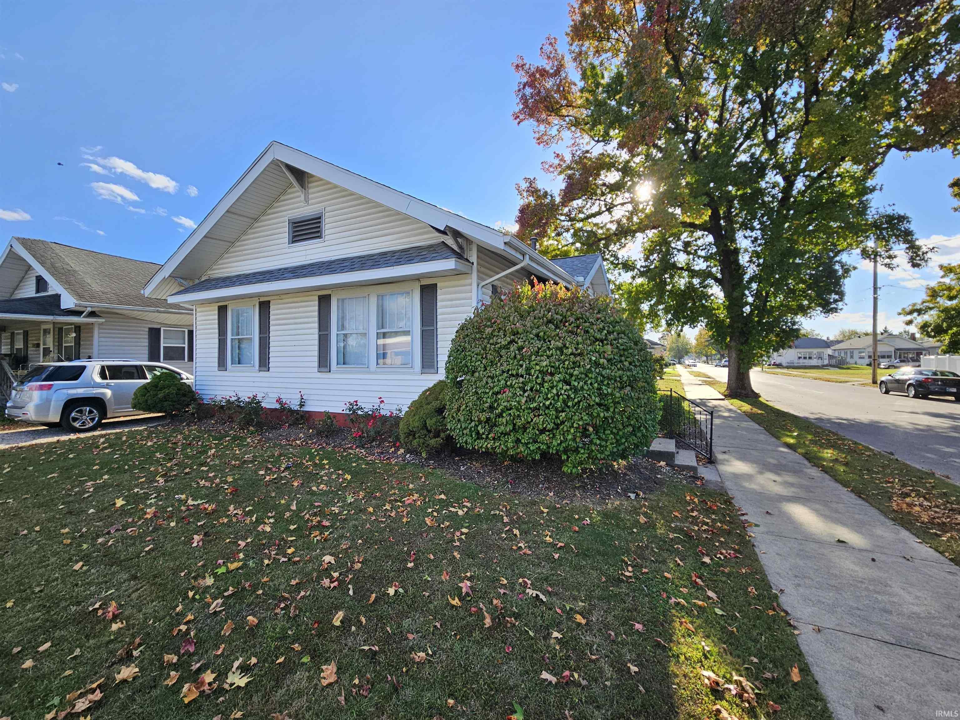 Homes for sale in Vincennes, IN | 1151 E St Clair St, Vincennes, IN 47591 | MLS# 202542906