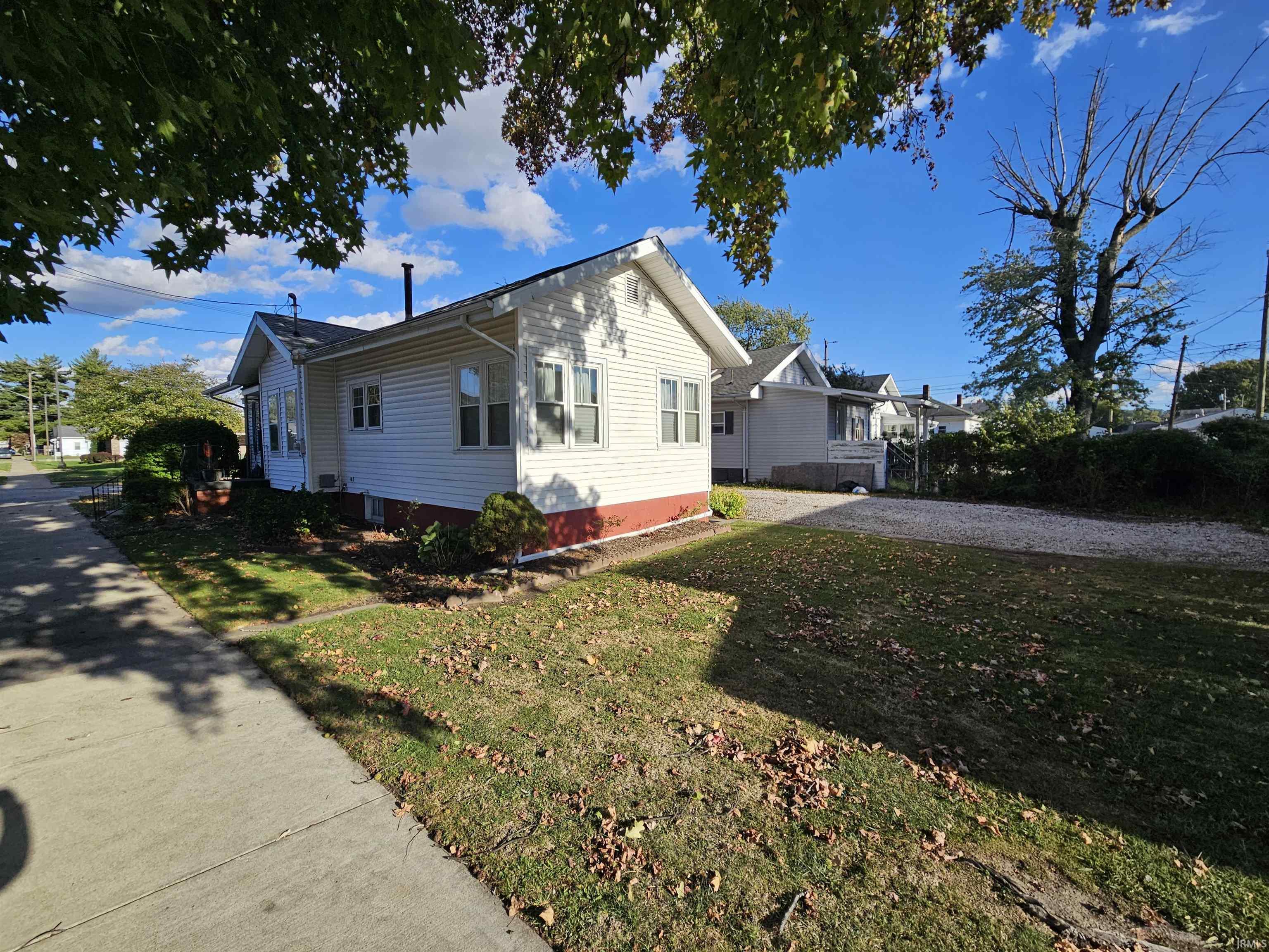 Homes for sale in Vincennes, IN | 1151 E St Clair St, Vincennes, IN 47591 | MLS# 202542906