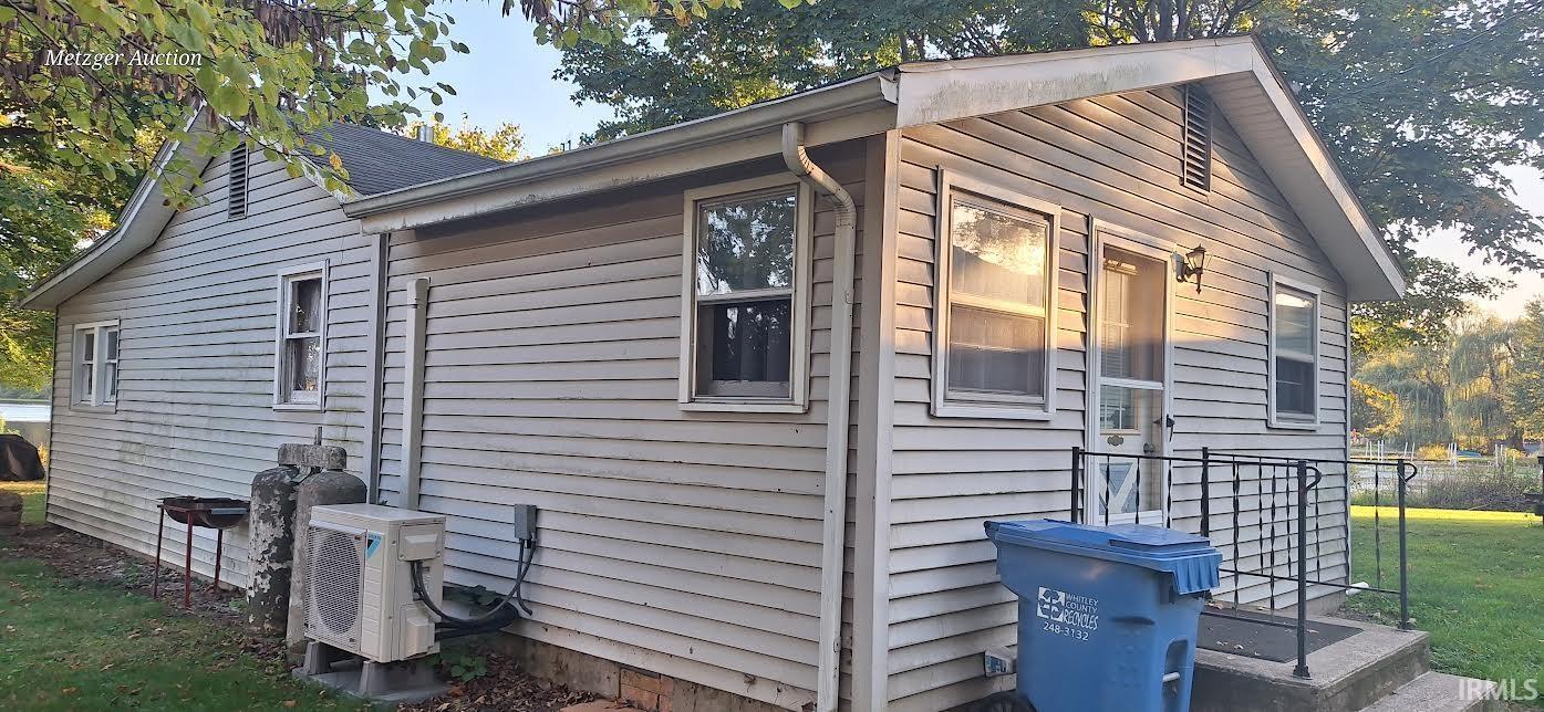 Homes for sale in Columbia City, IN | 3485 W Shoreline Dr, Columbia City, IN 46725 | MLS# 202542910