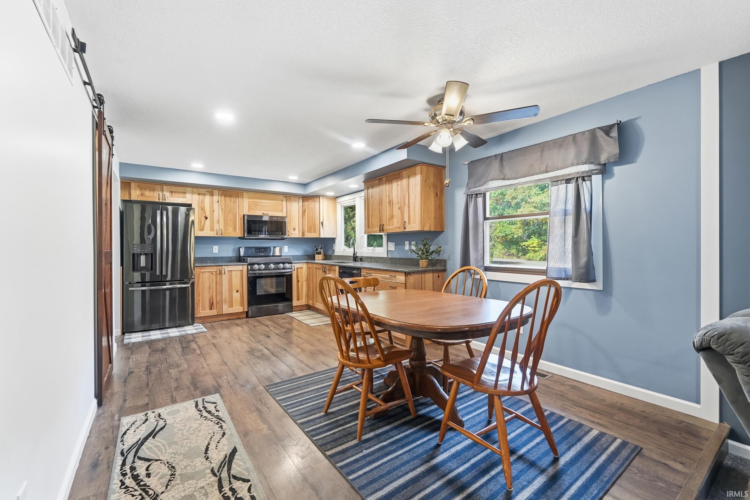 Photo 7 of 105 Bridgeton Court