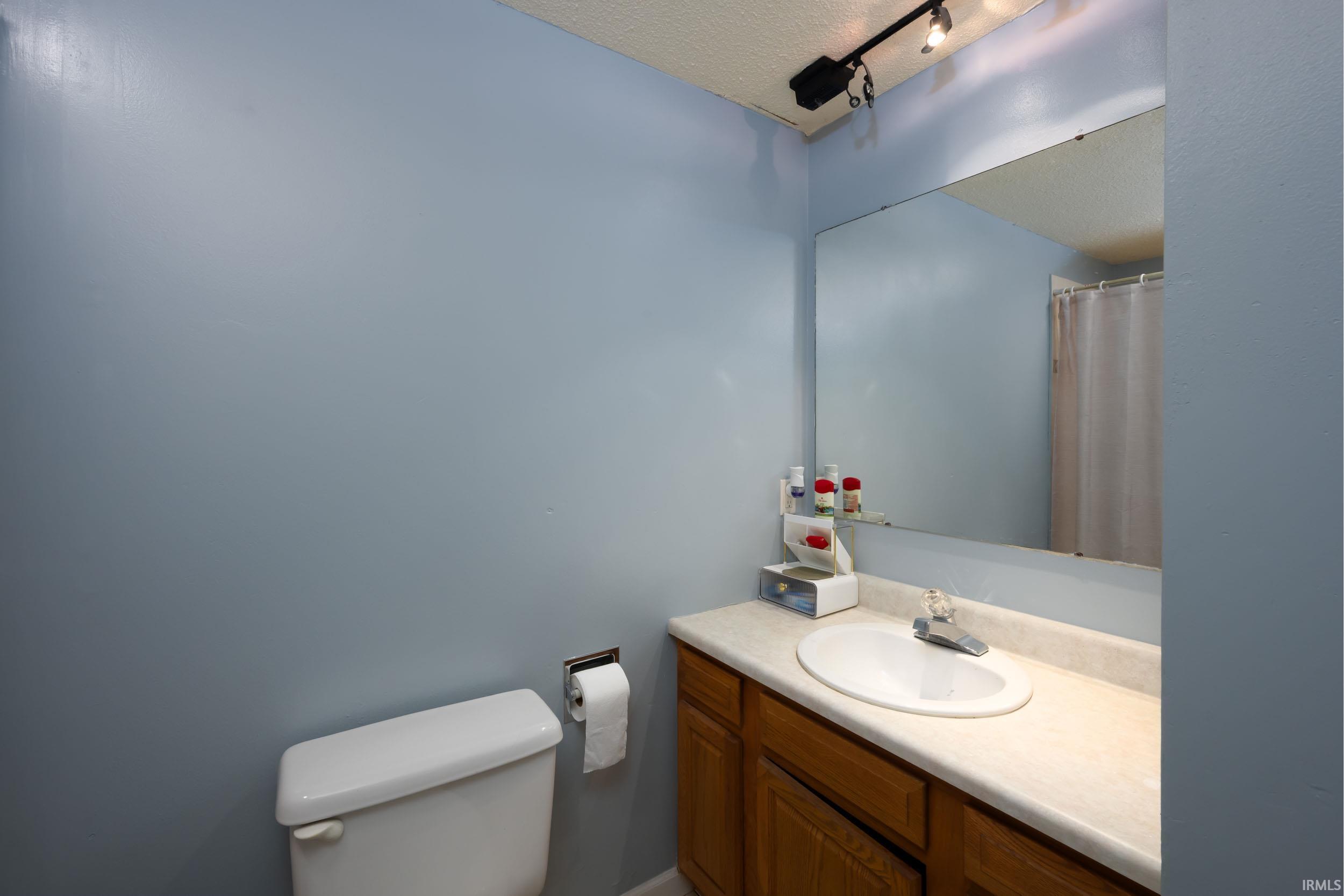 Photo 10 of 7212 Treverton Drive