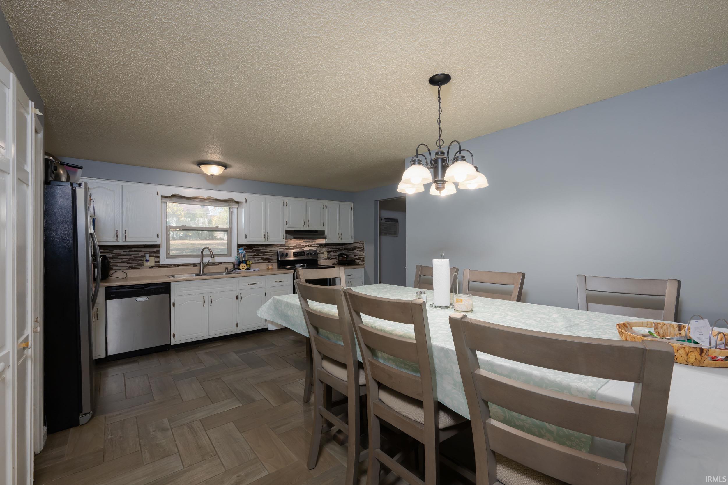 Photo 8 of 7212 Treverton Drive