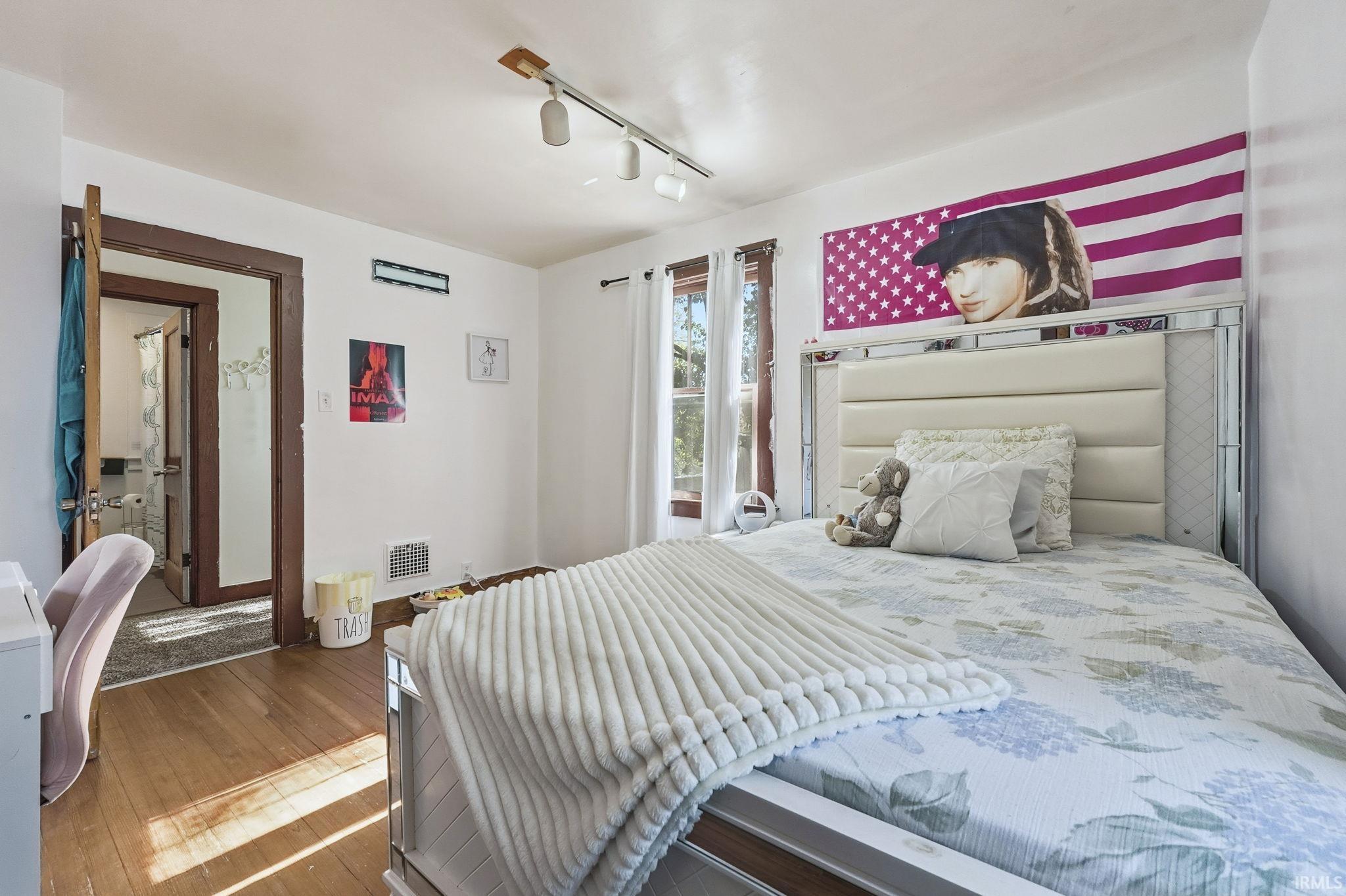 Photo 19 of 326 Lexington Court