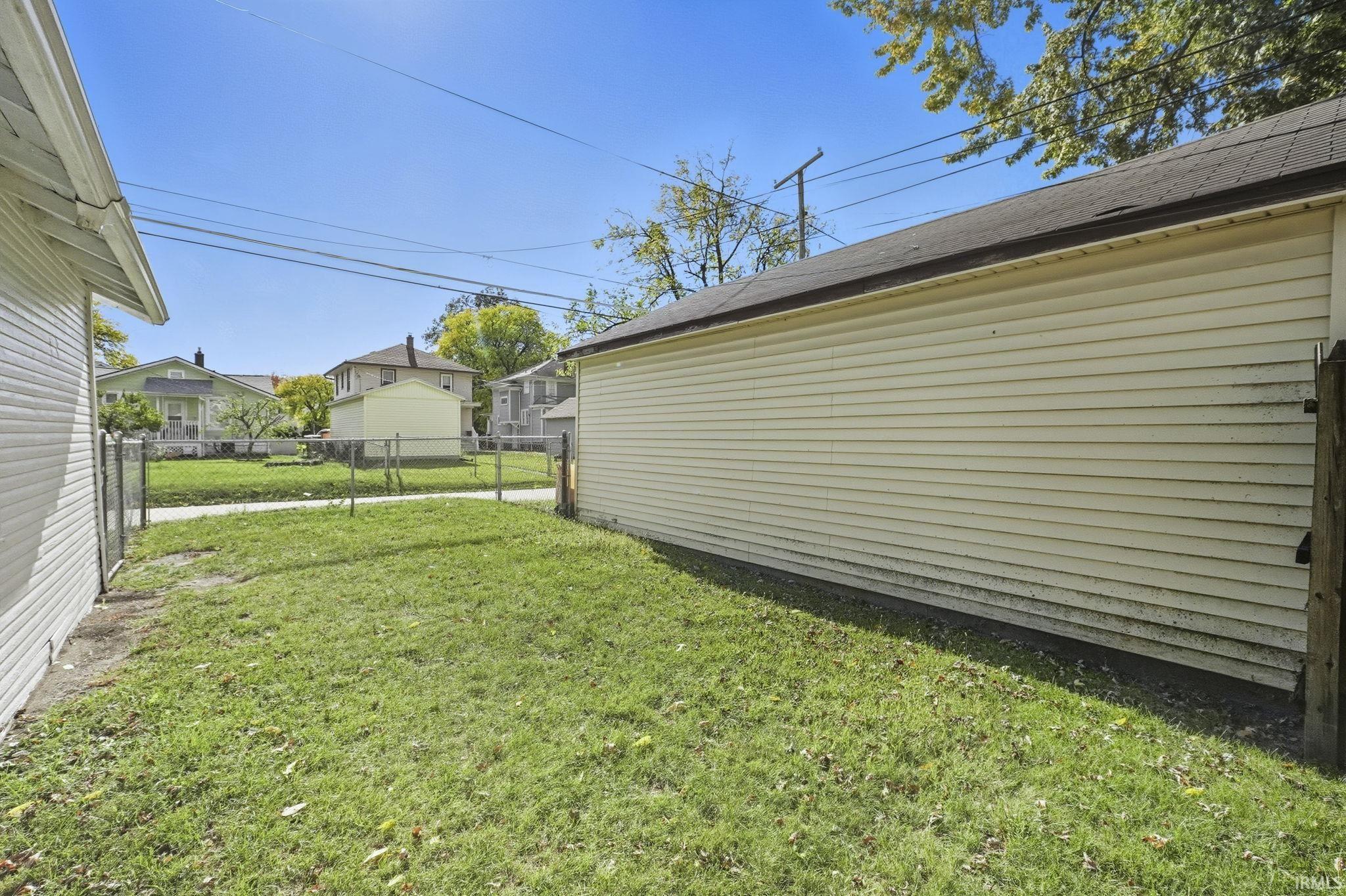 Photo 31 of 326 Lexington Court