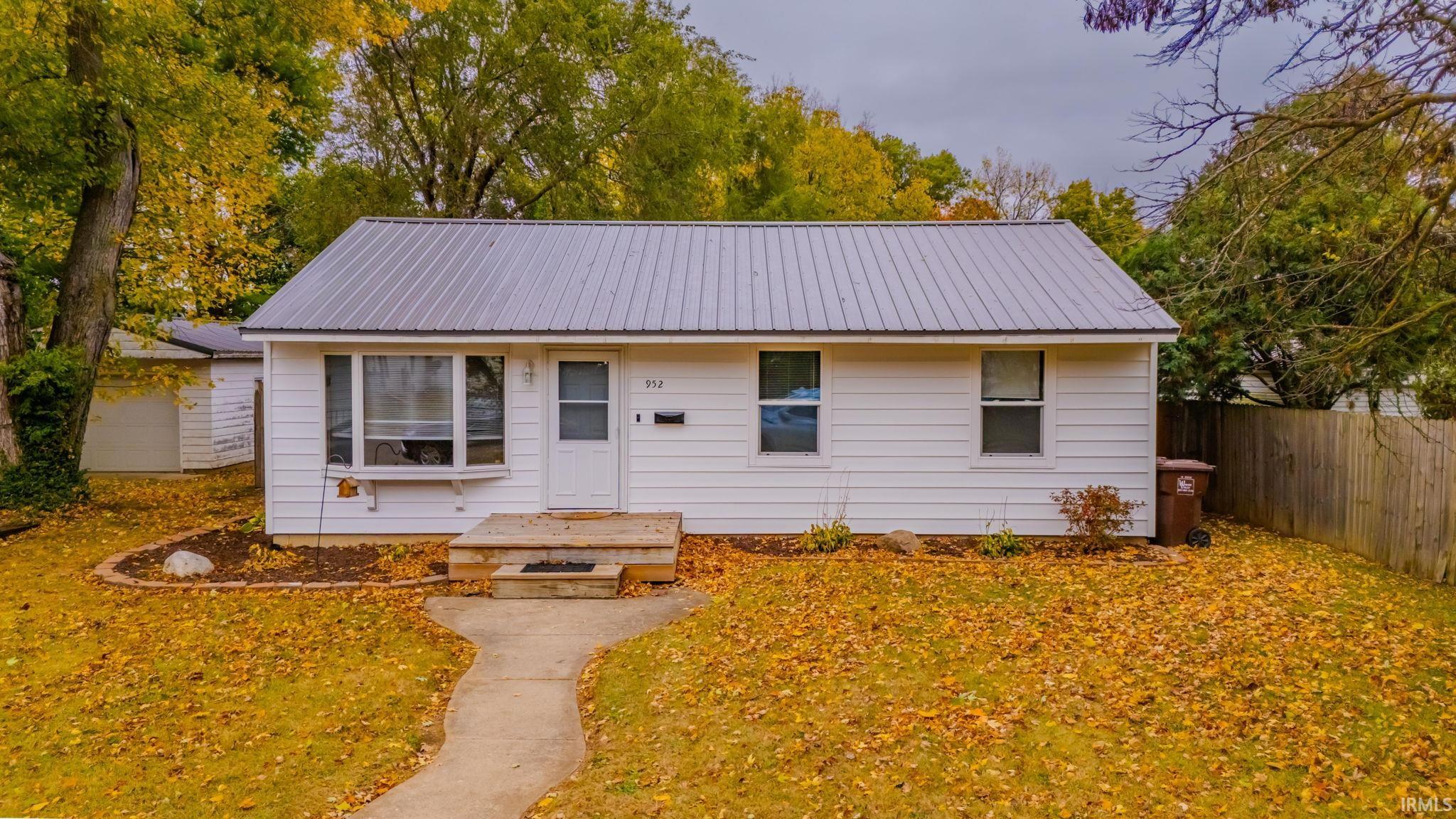 Photo 1 of 952 Columbus Street