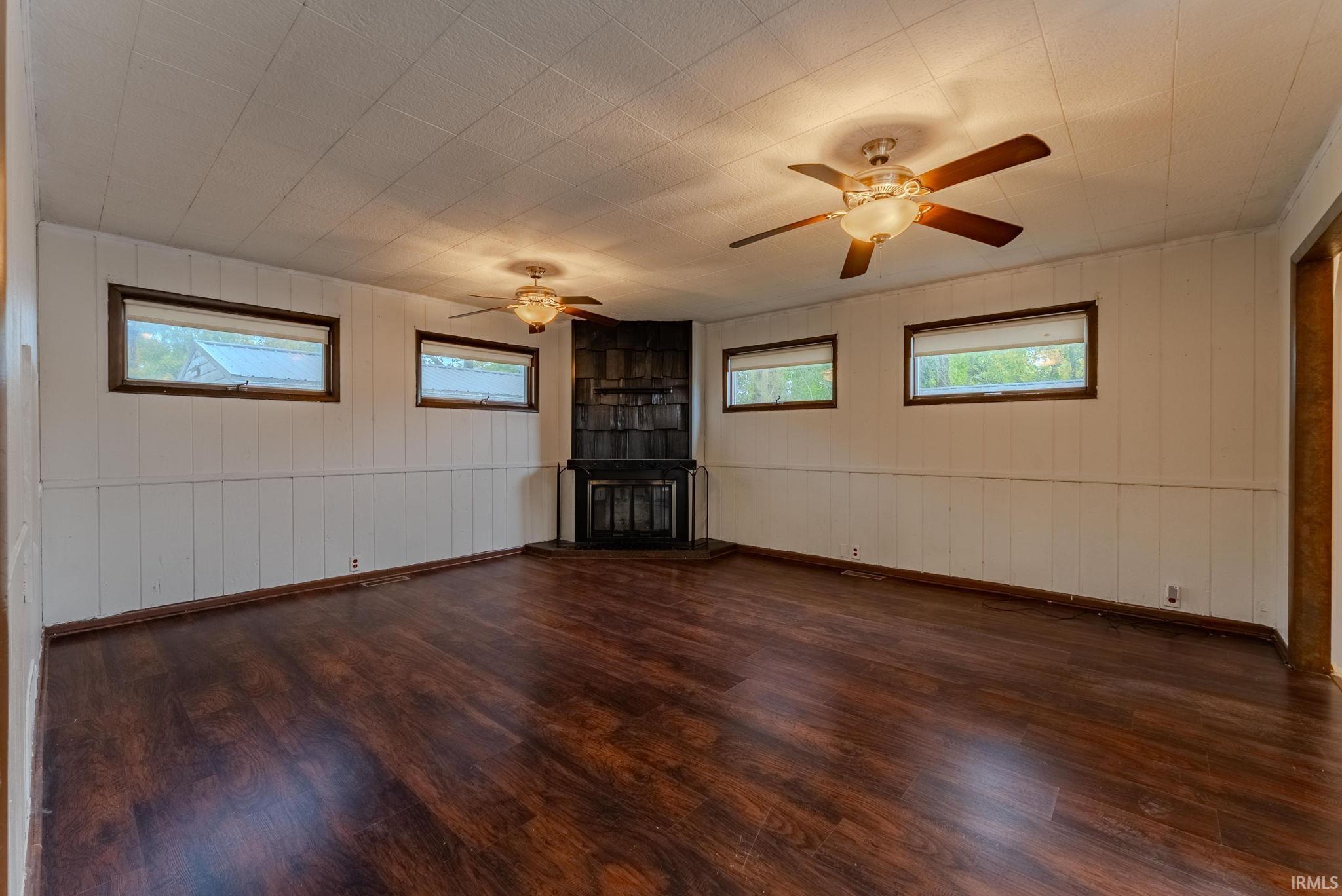 Photo 4 of 952 Columbus Street