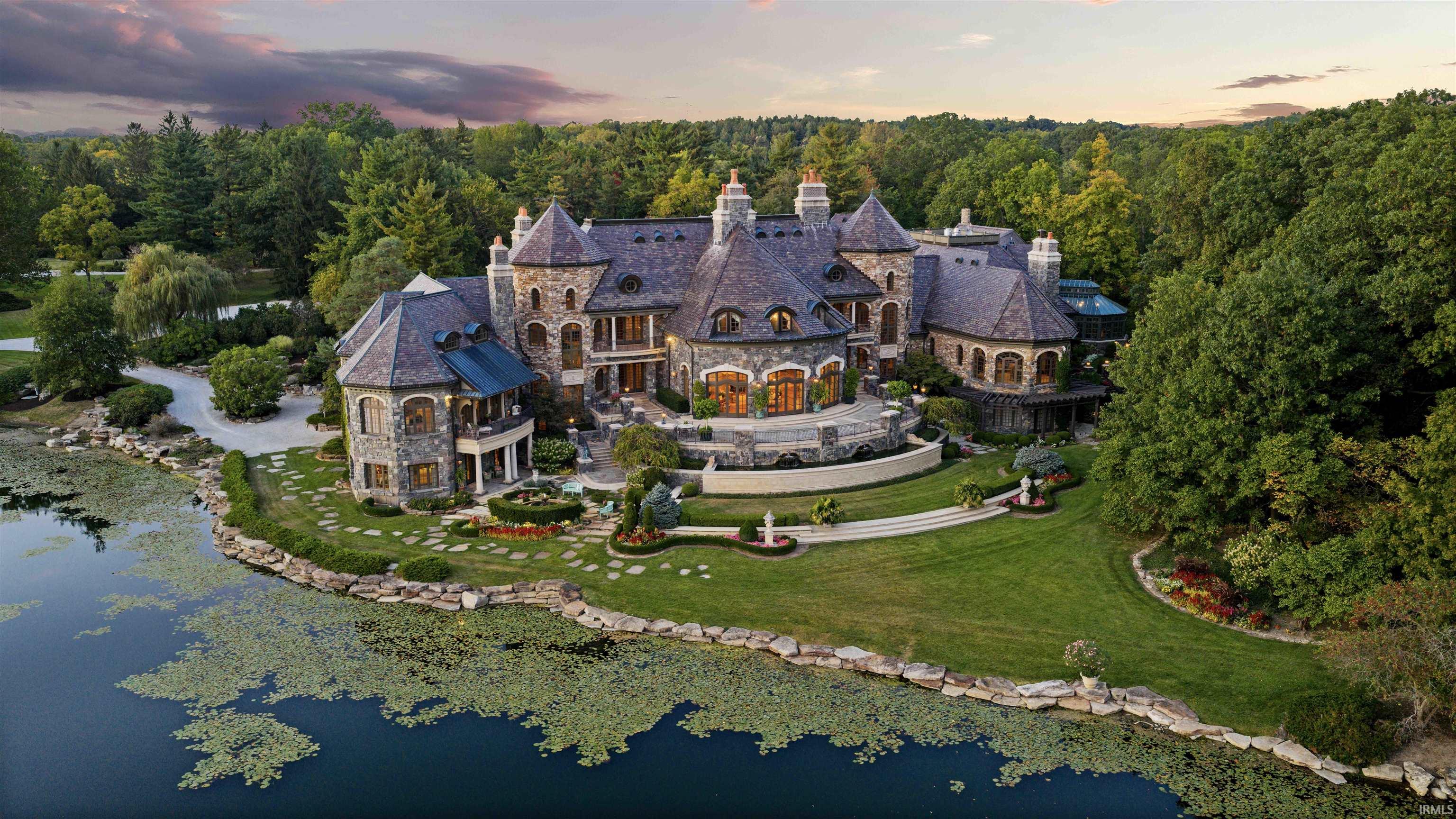 Photo 3 of 5501 W Hamilton Road S