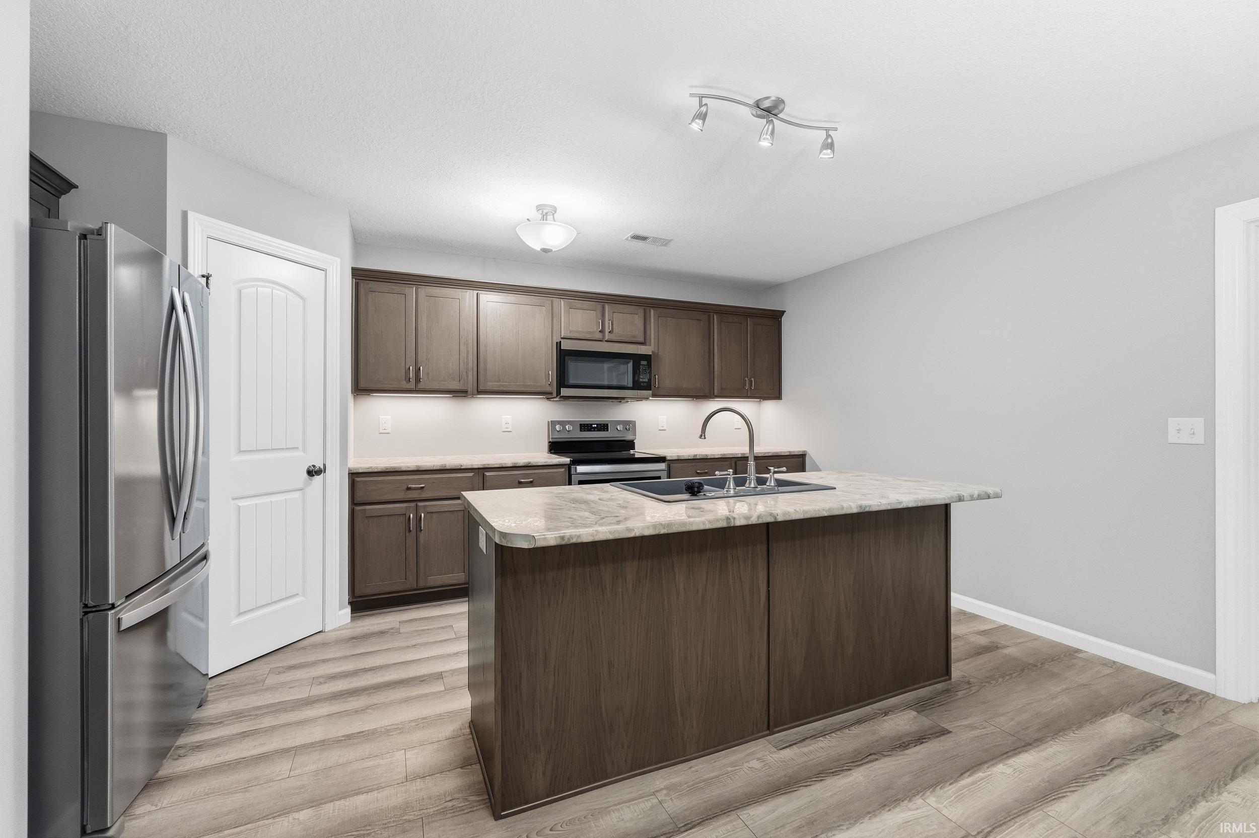 Photo 5 of 4802 Tyrone Road