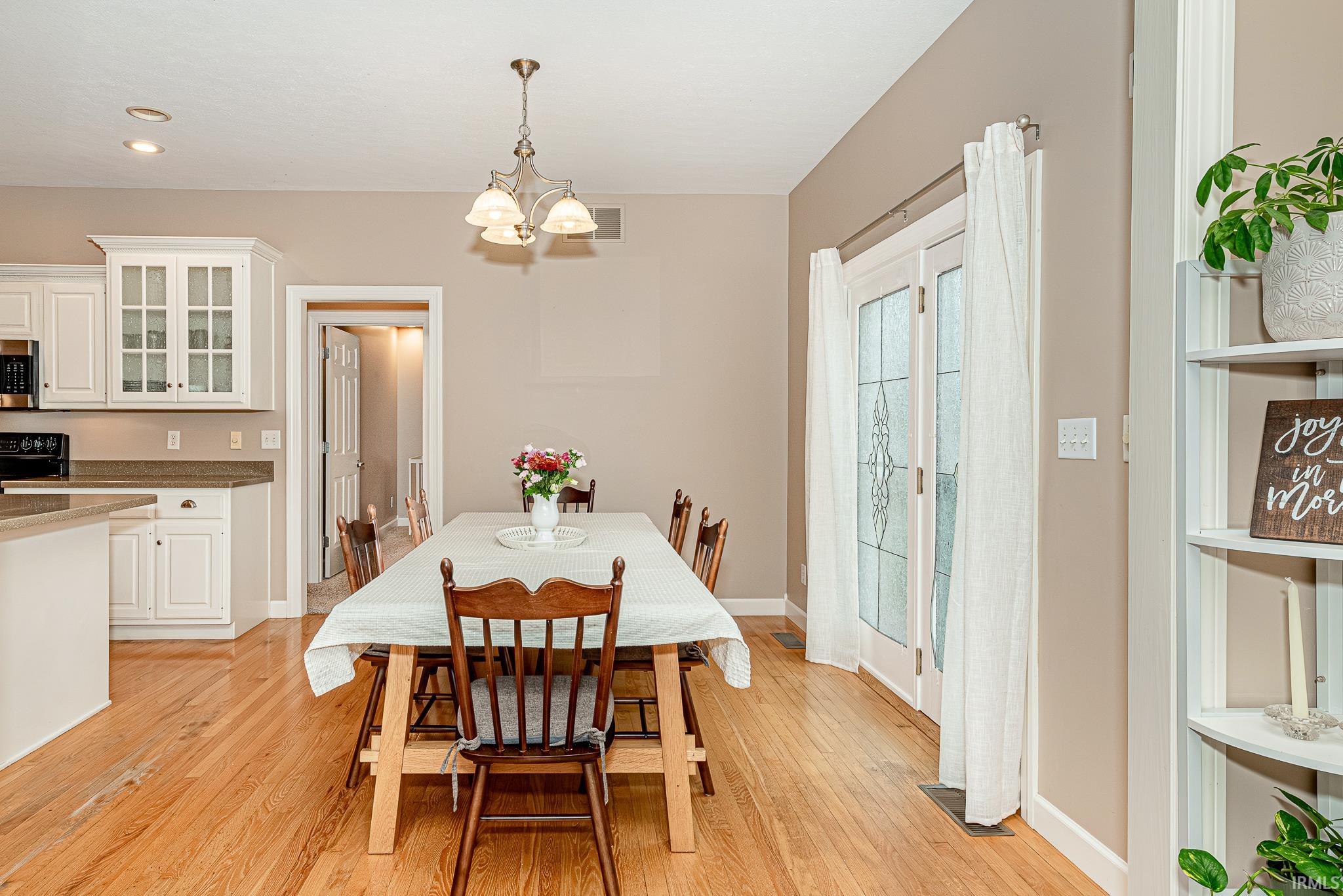 939 N Old Orchard Drive