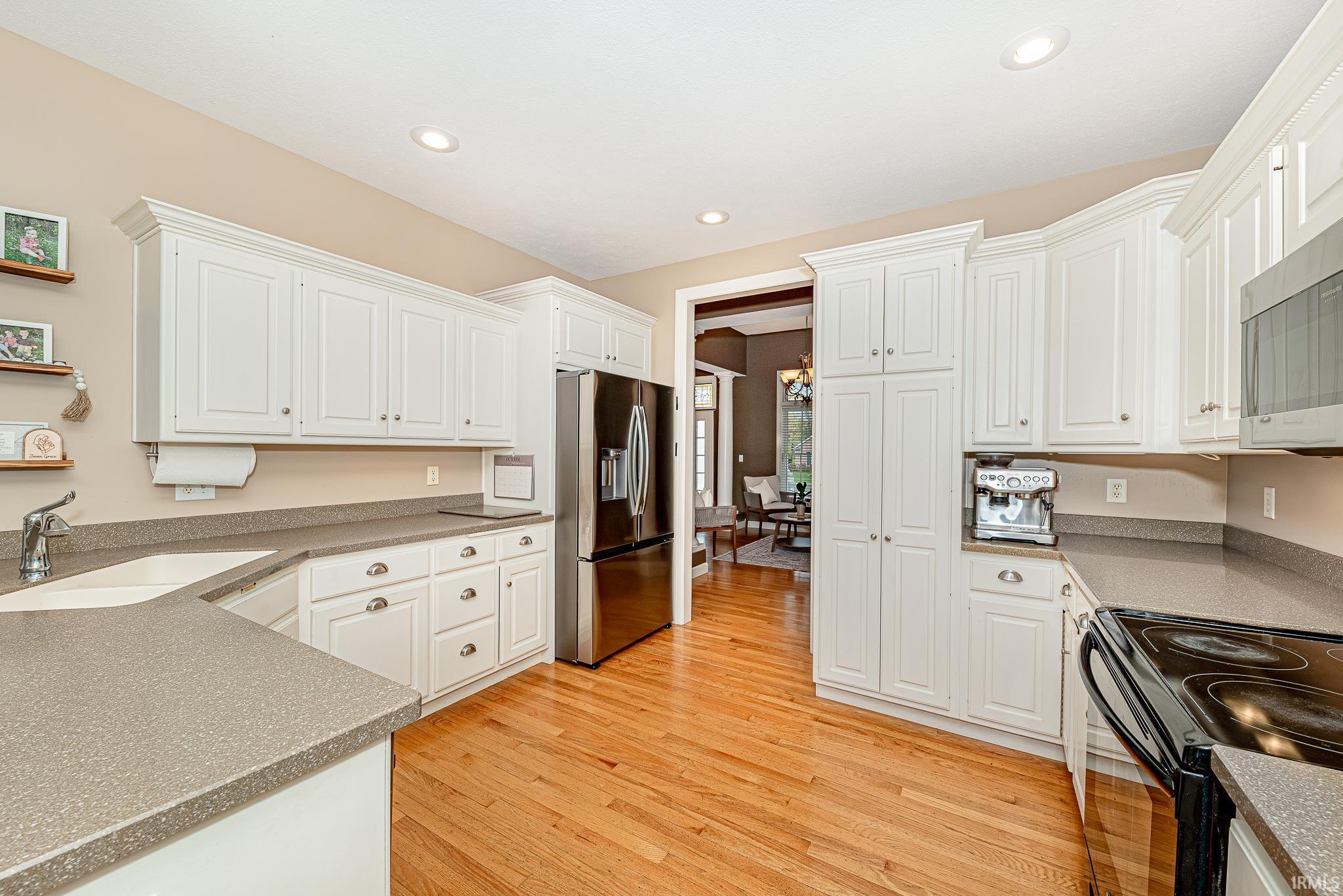 939 N Old Orchard Drive