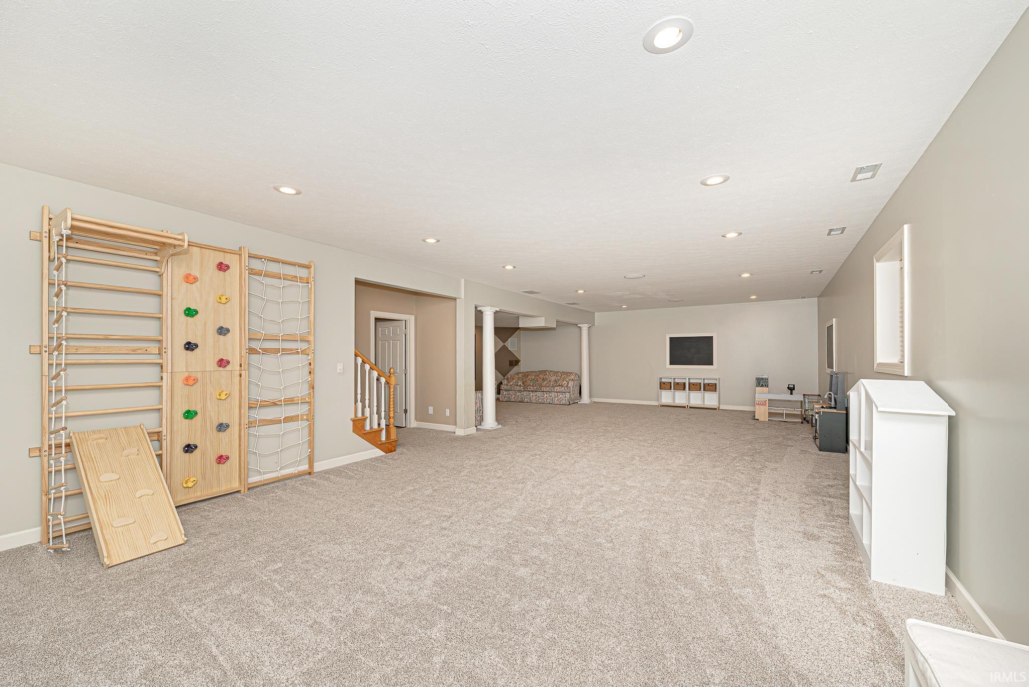 939 N Old Orchard Drive