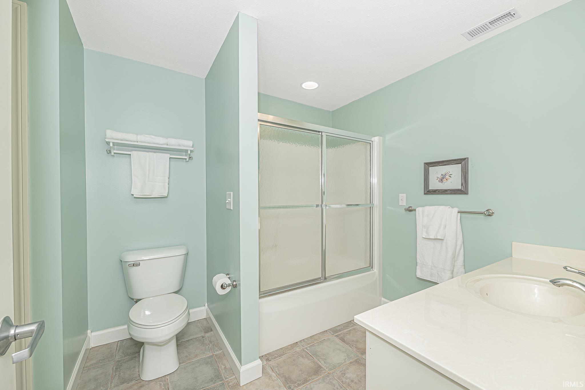 939 N Old Orchard Drive