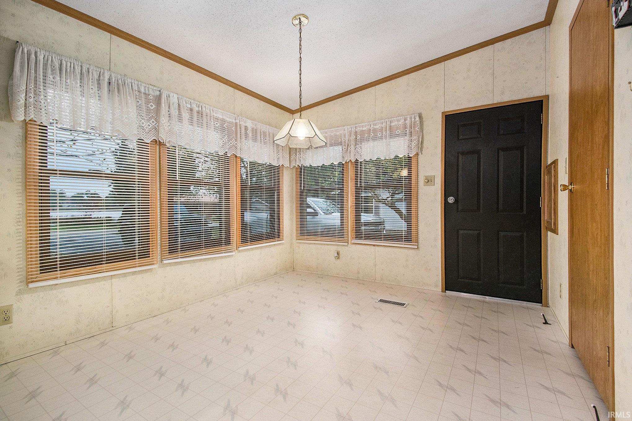 Photo 10 of 13426 N Hillside Drive