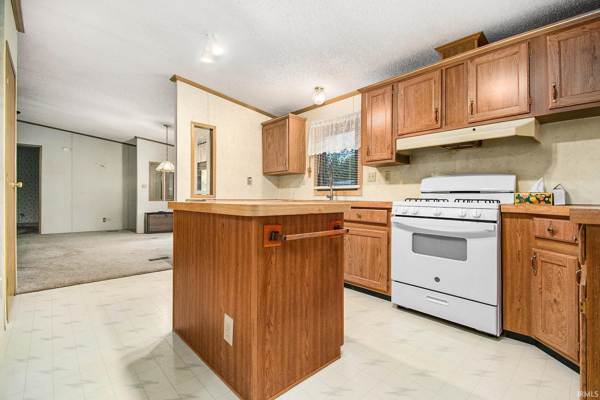 Photo 5 of 13426 N Hillside Drive