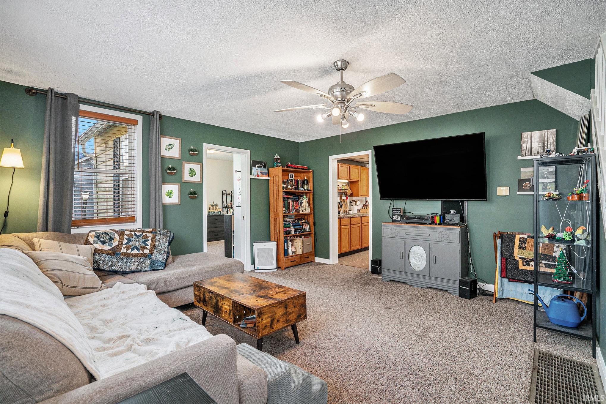 Homes for sale in Warsaw, IN | 1014 E Market St, Warsaw, IN 46580 | MLS# 202543022