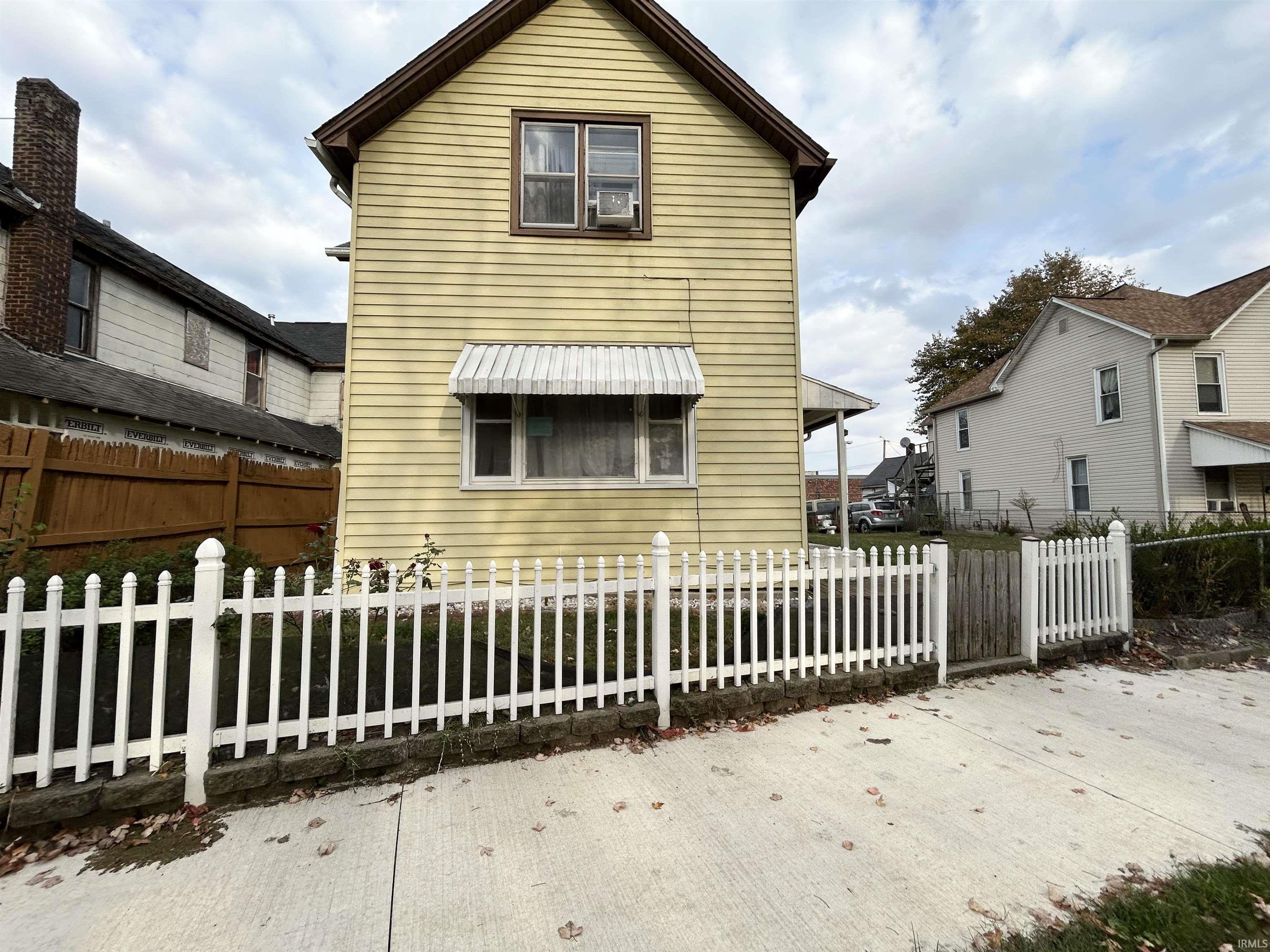 Homes for sale in Logansport, IN | 20 Wheatland Ave, Logansport, IN 46947 | MLS# 202543058