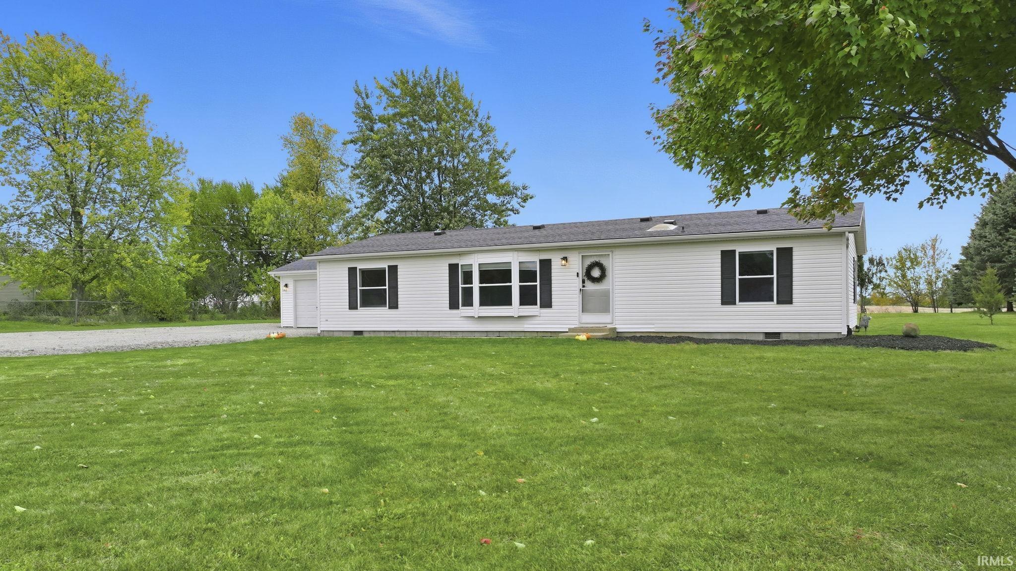 Photo 2 of 3122 E 500 N