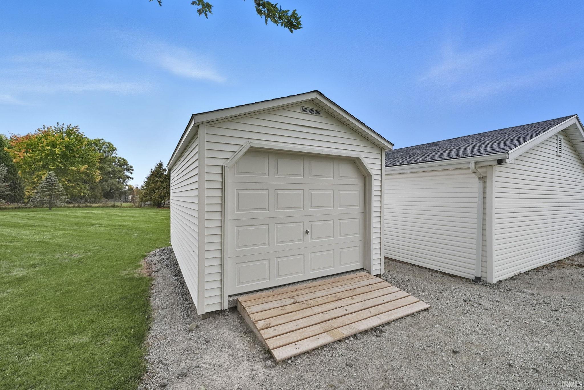 Photo 6 of 3122 E 500 N