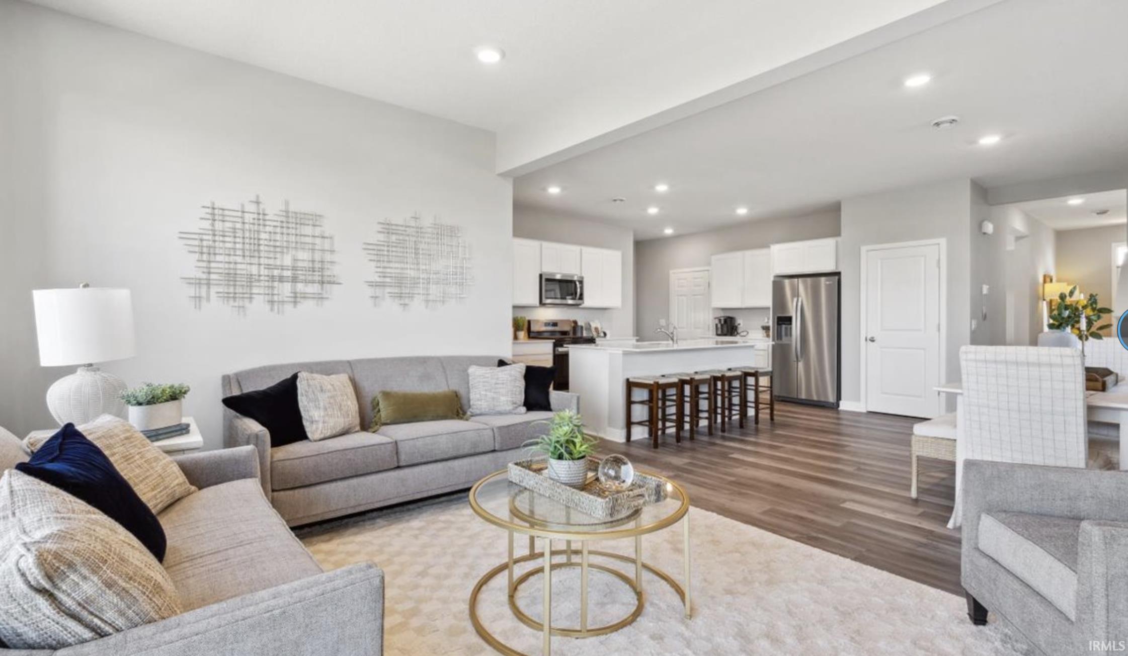 Homes for sale in Warsaw, IN | 1341 Greencastle Dr, Warsaw, IN 46582 | MLS# 202543105