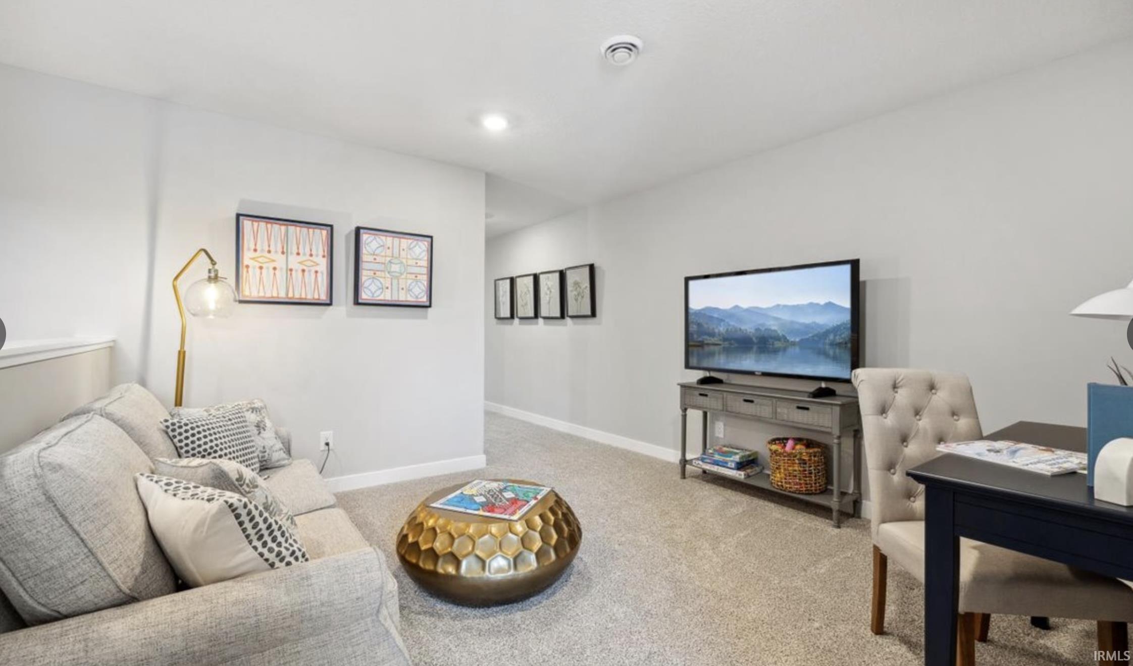 Homes for sale in Warsaw, IN | 1341 Greencastle Dr, Warsaw, IN 46582 | MLS# 202543105