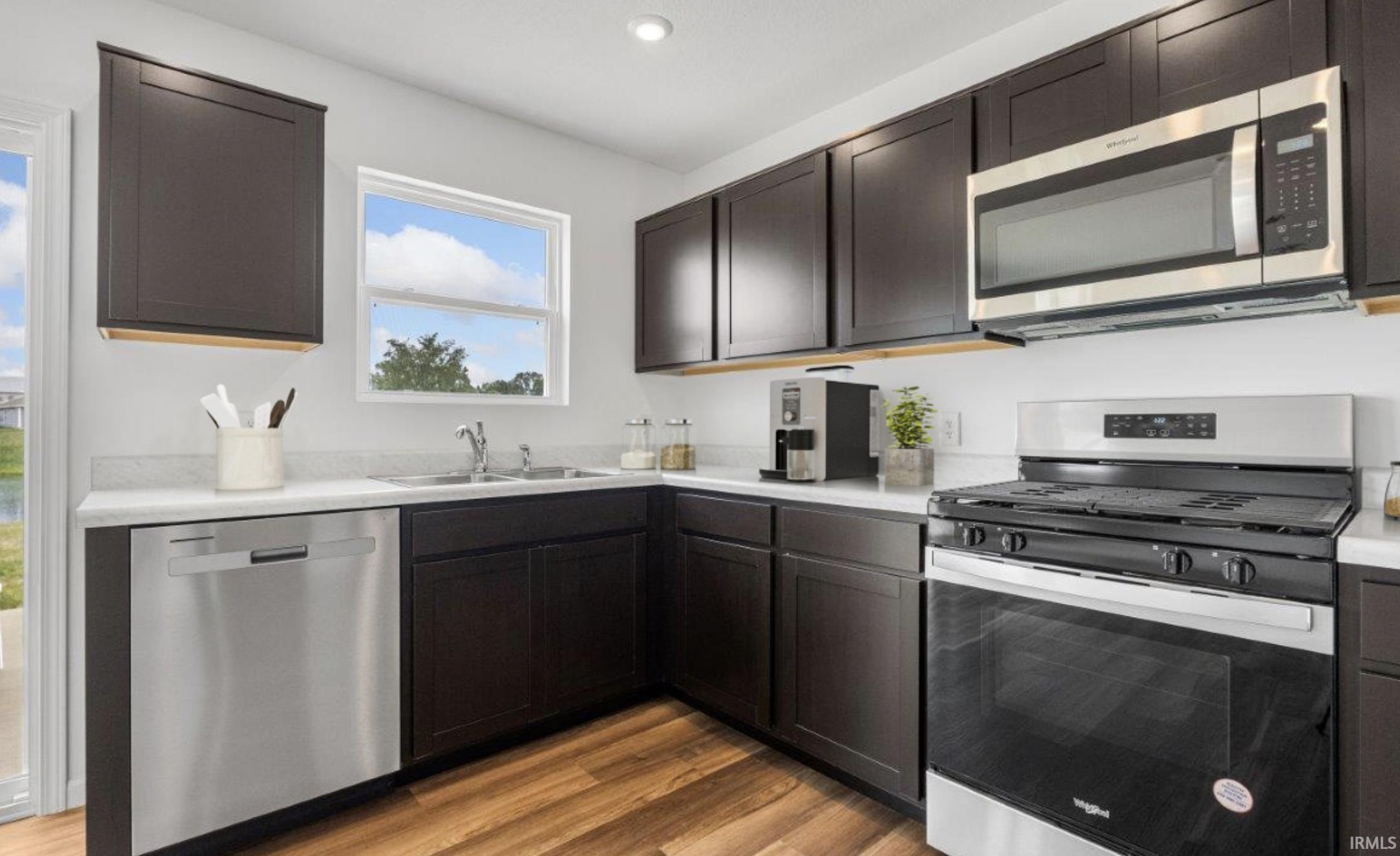 Homes for sale in Warsaw, IN | 1361 Greencastle Dr, Warsaw, IN 46582 | MLS# 202543117