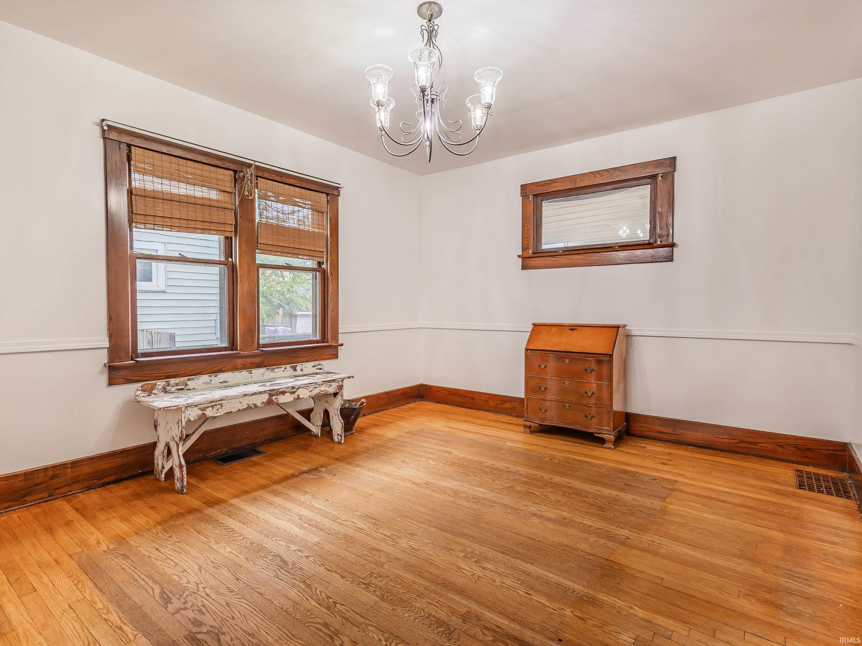 Photo 4 of 4010 Arlington Avenue