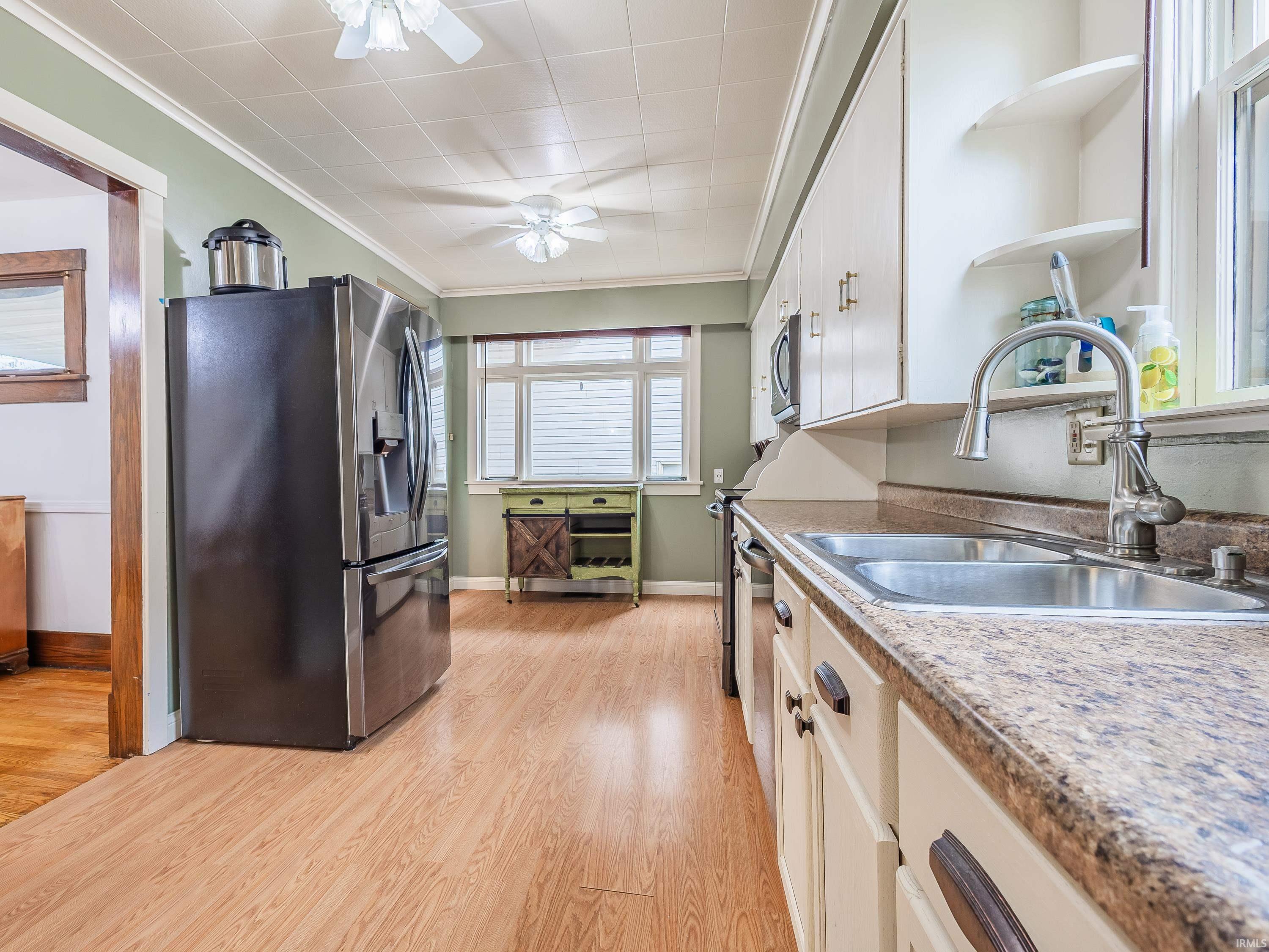 Photo 5 of 4010 Arlington Avenue