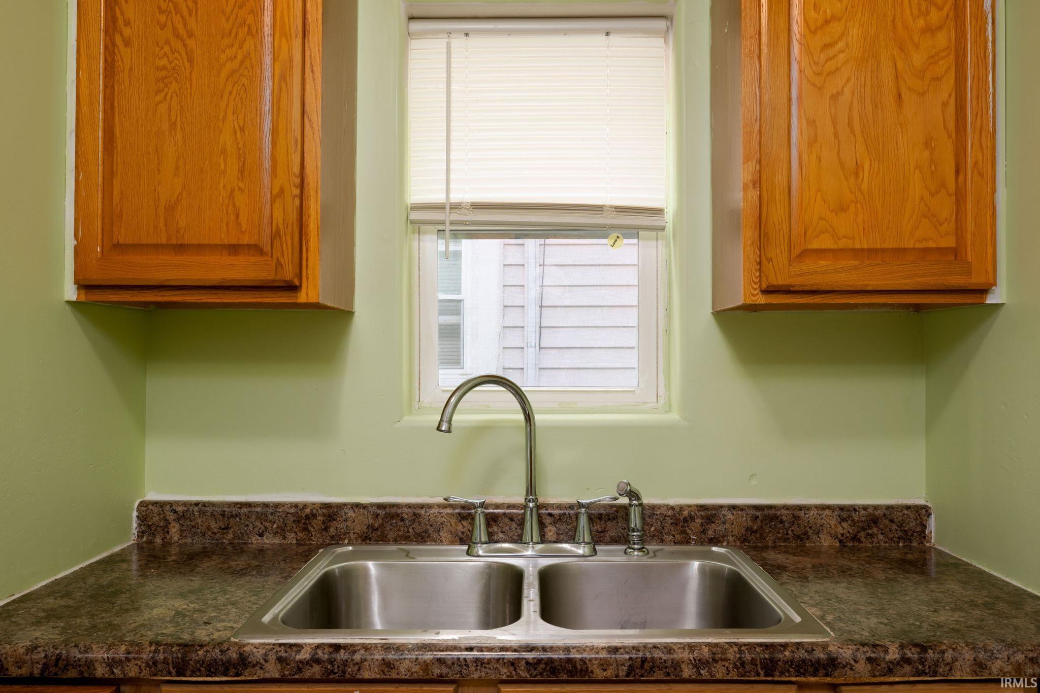 Photo 15 of 3002 Holton Avenue