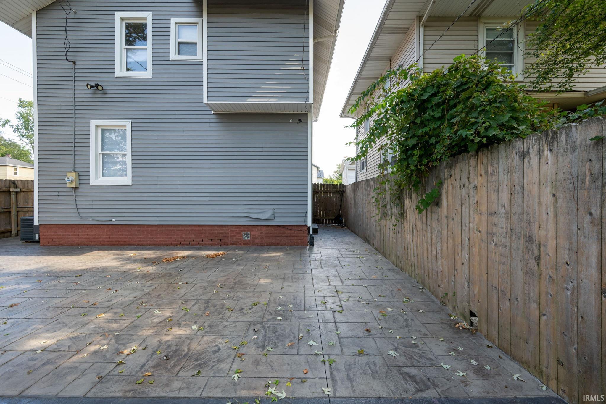 Photo 25 of 3002 Holton Avenue