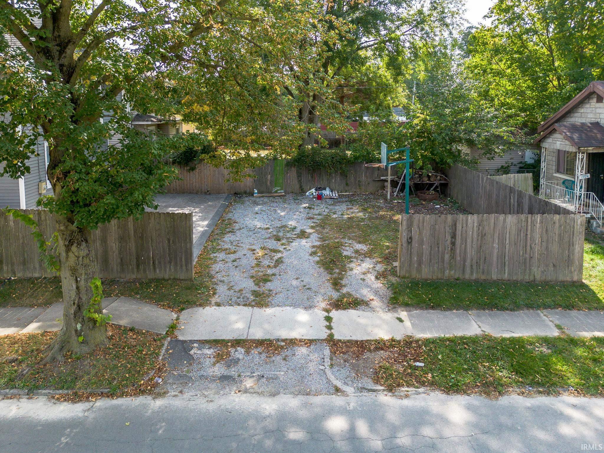 Photo 31 of 3002 Holton Avenue