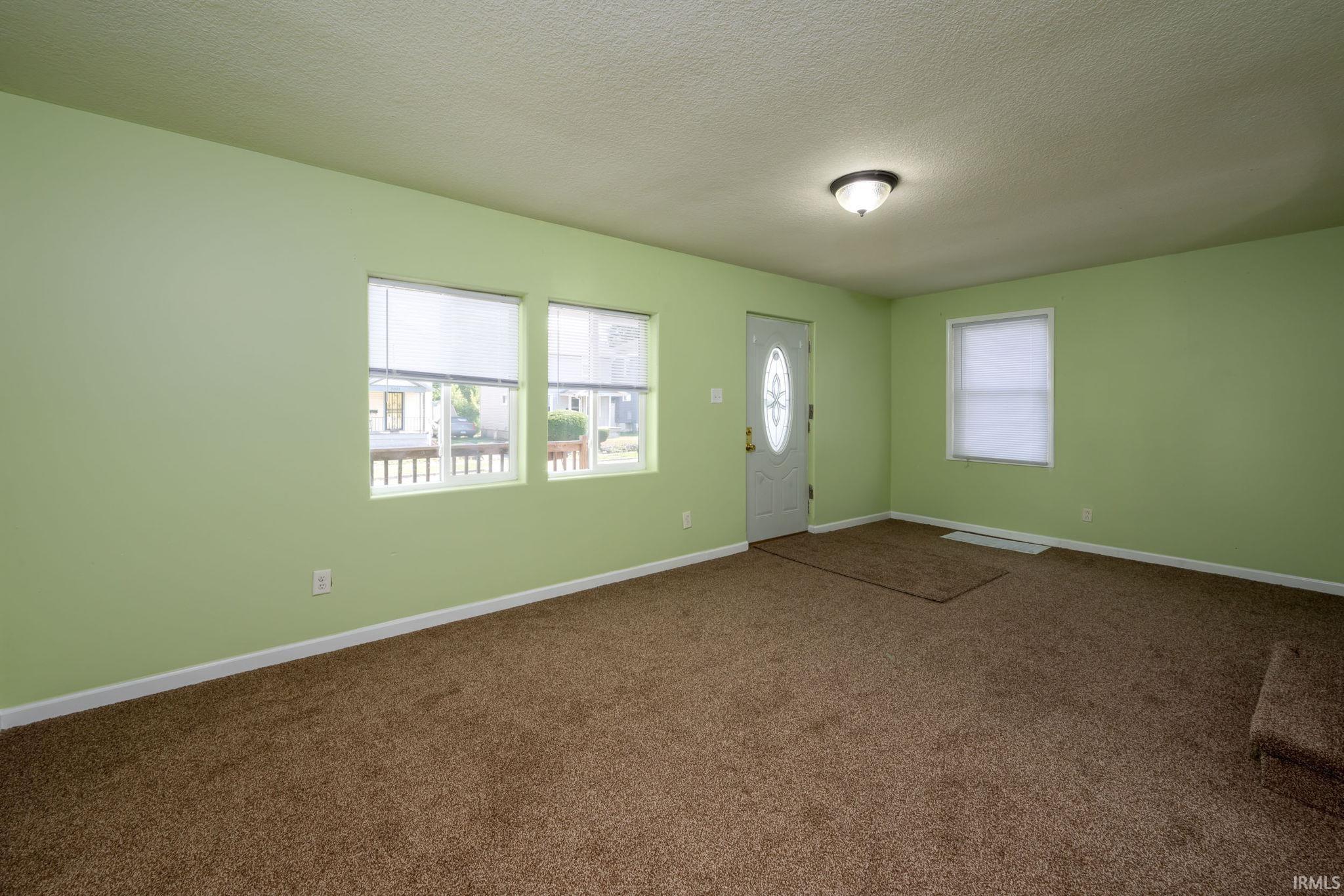 Photo 6 of 3002 Holton Avenue