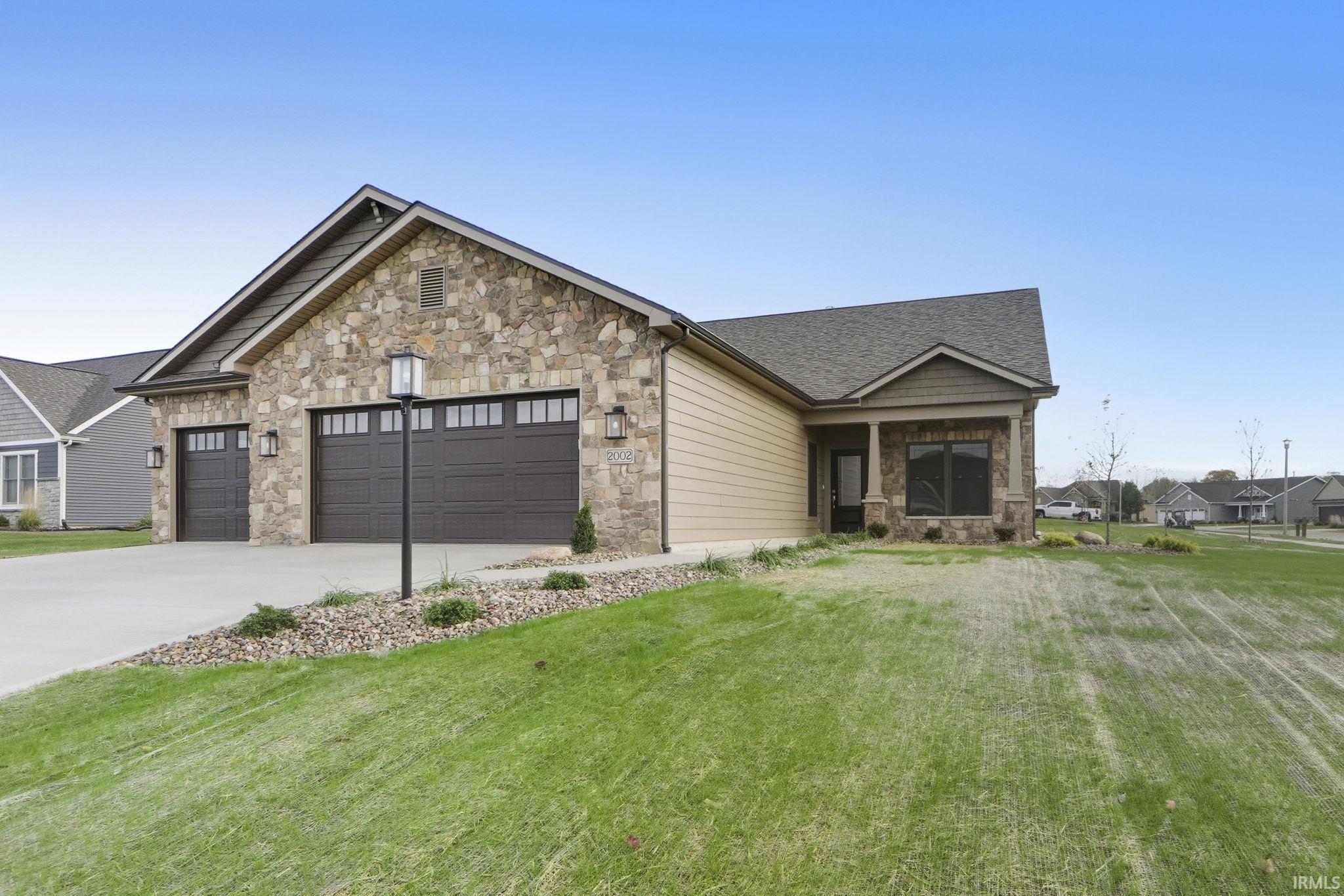 Photo 3 of 2002 Bogey Court