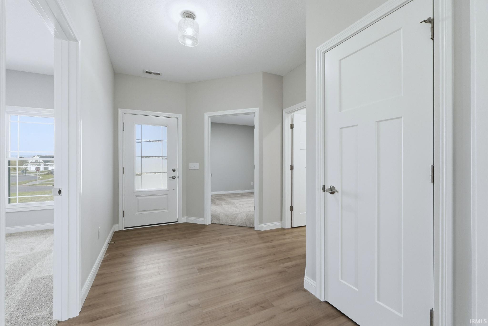 Photo 7 of 2002 Bogey Court