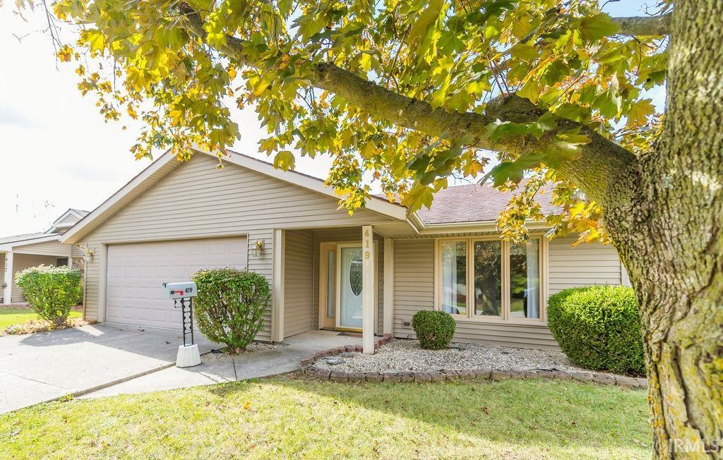 Homes for sale in Columbia City, IN | 419 Pinecrest Dr, Columbia City, IN 46725 | MLS# 202543202