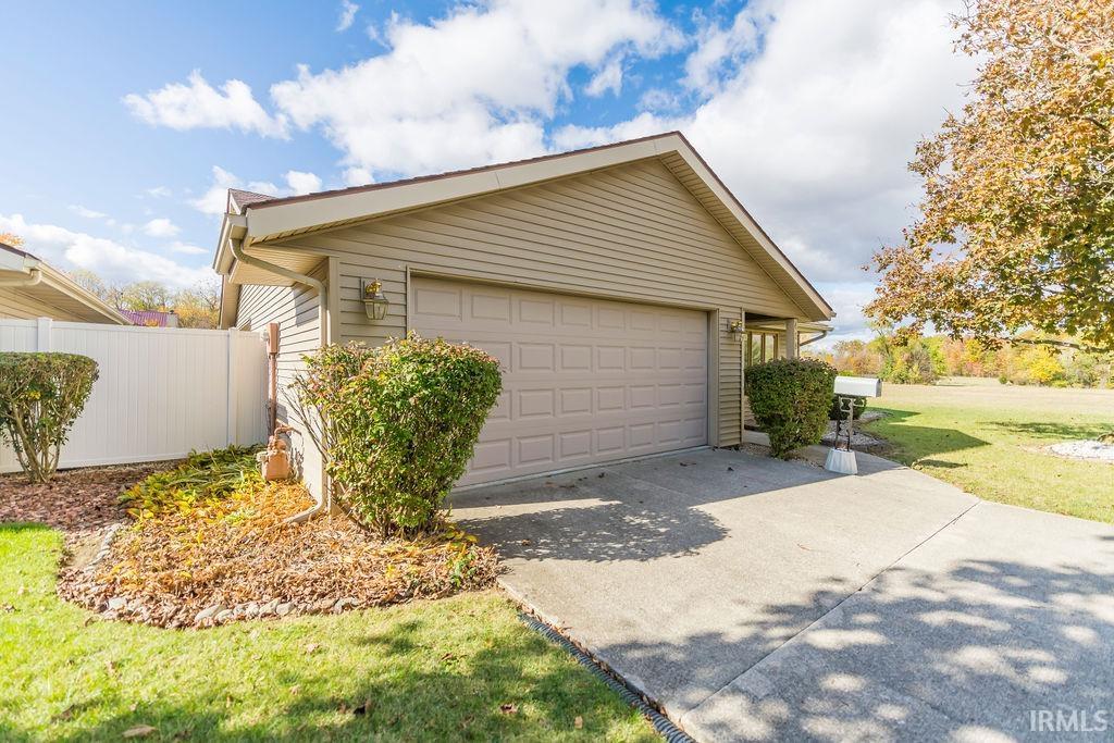 Homes for sale in Columbia City, IN | 419 Pinecrest Dr, Columbia City, IN 46725 | MLS# 202543202