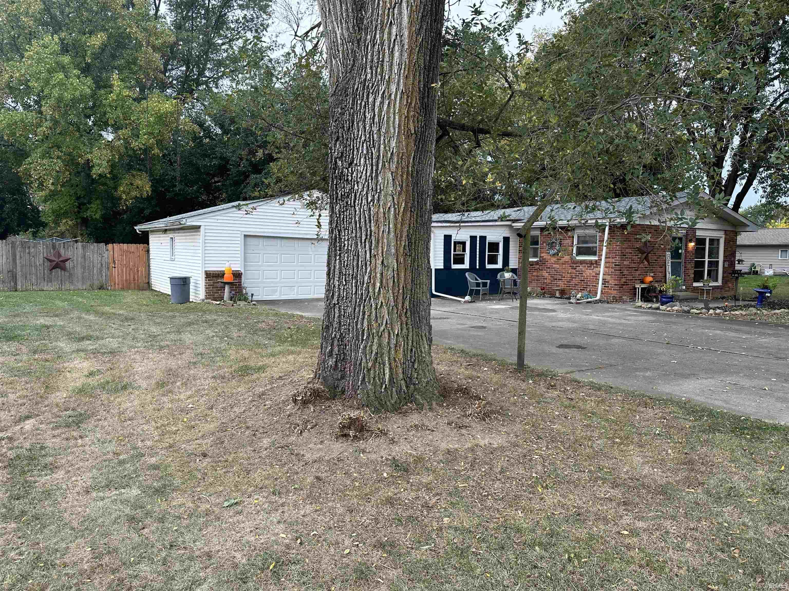 Homes for sale in Muncie, IN | 3209 W 28Th St, Muncie, IN 47302 | MLS# 202543213