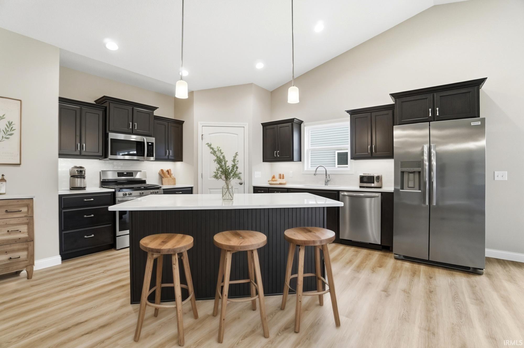 Photo 5 of 14138 Hughies Cove