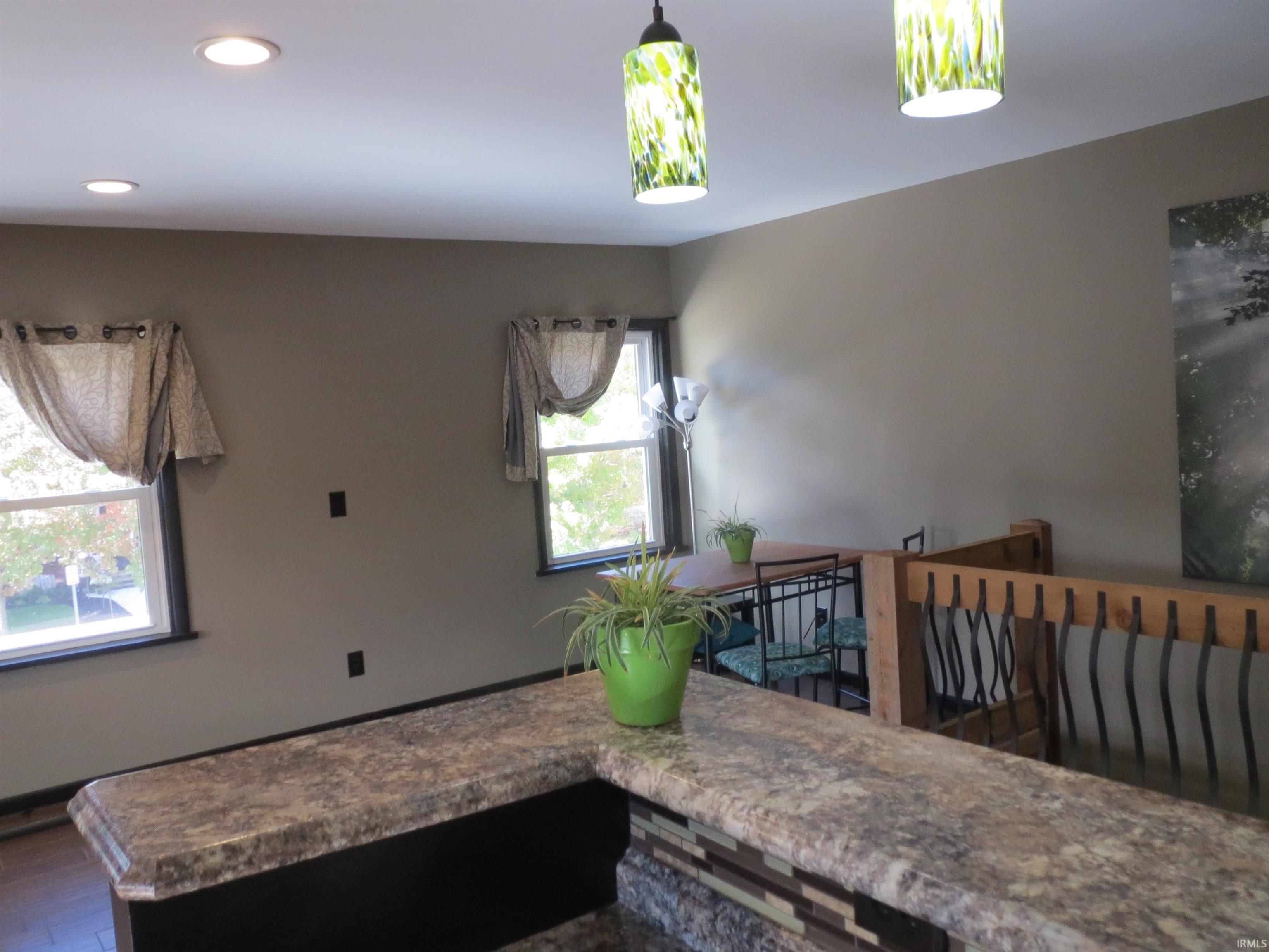 Photo 3 of 702 N Main Streets