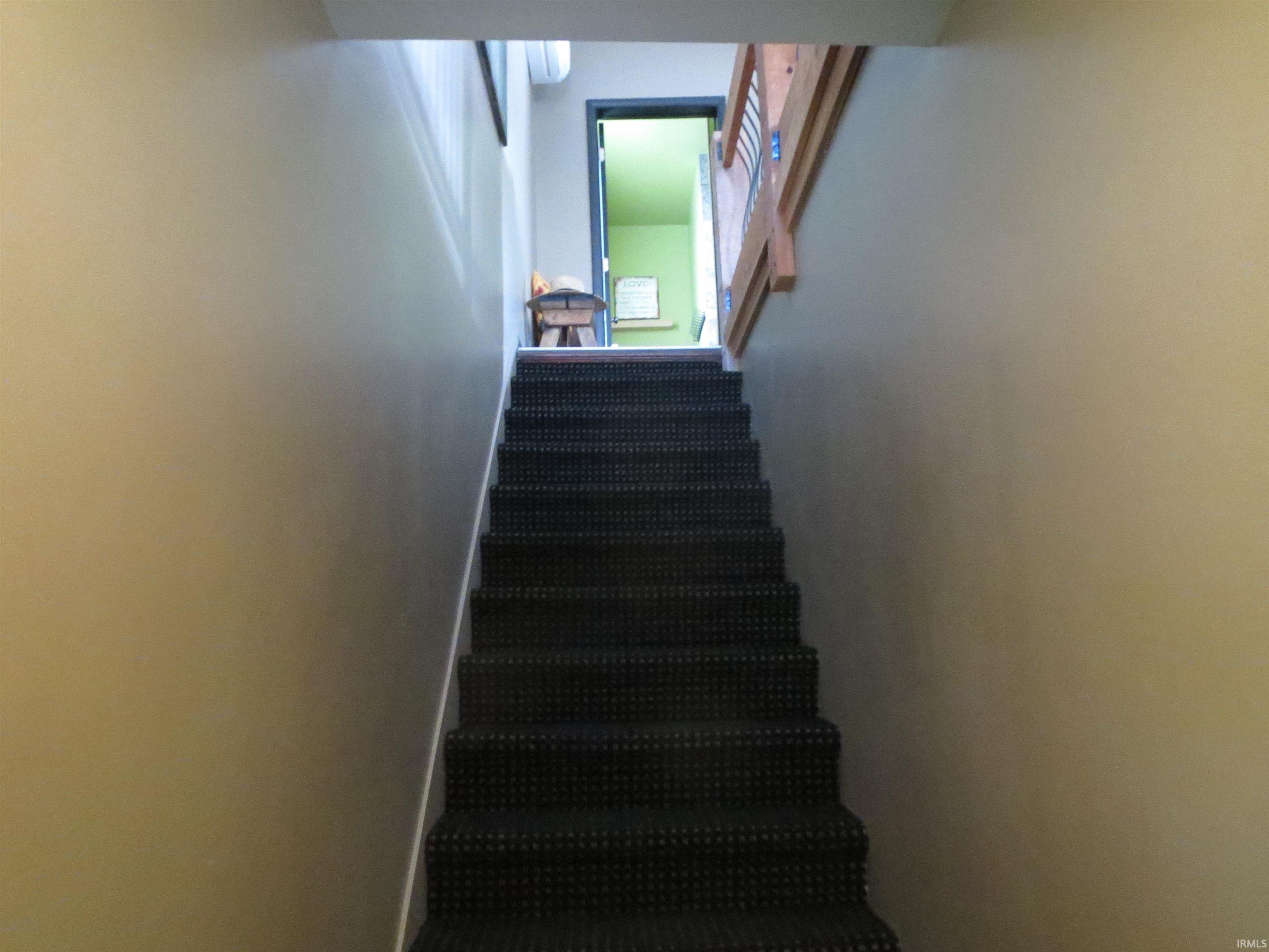 Photo 8 of 702 N Main Streets