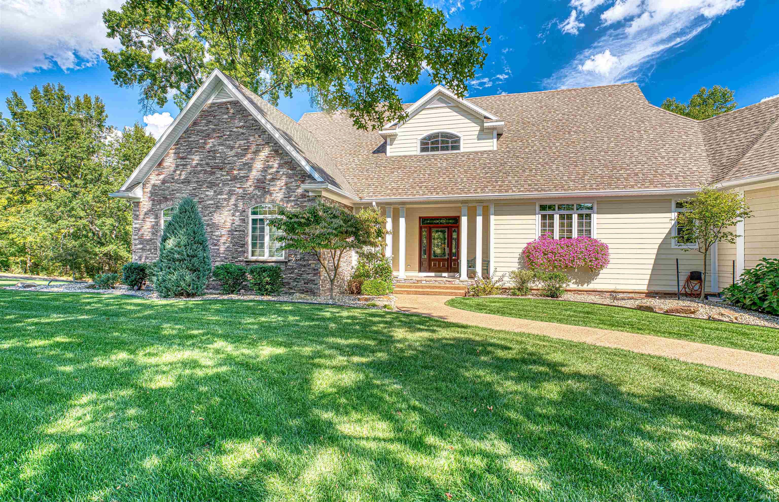 Homes for sale in Evansville, IN | 14135 Worthington Ct, Evansville, IN 47725 | MLS# 202543245