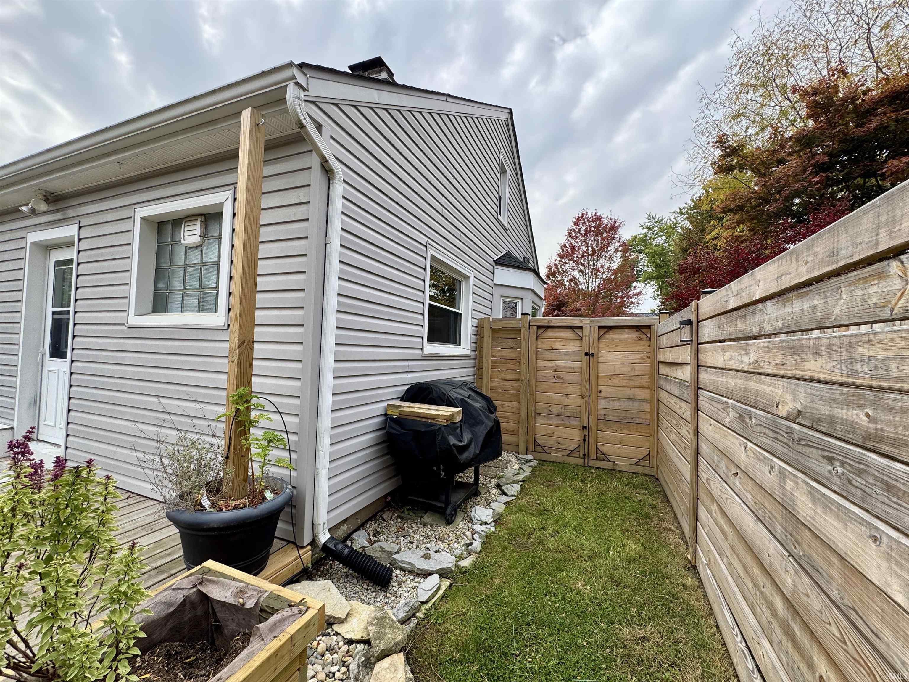 Photo 30 of 2232 Owaissa Way