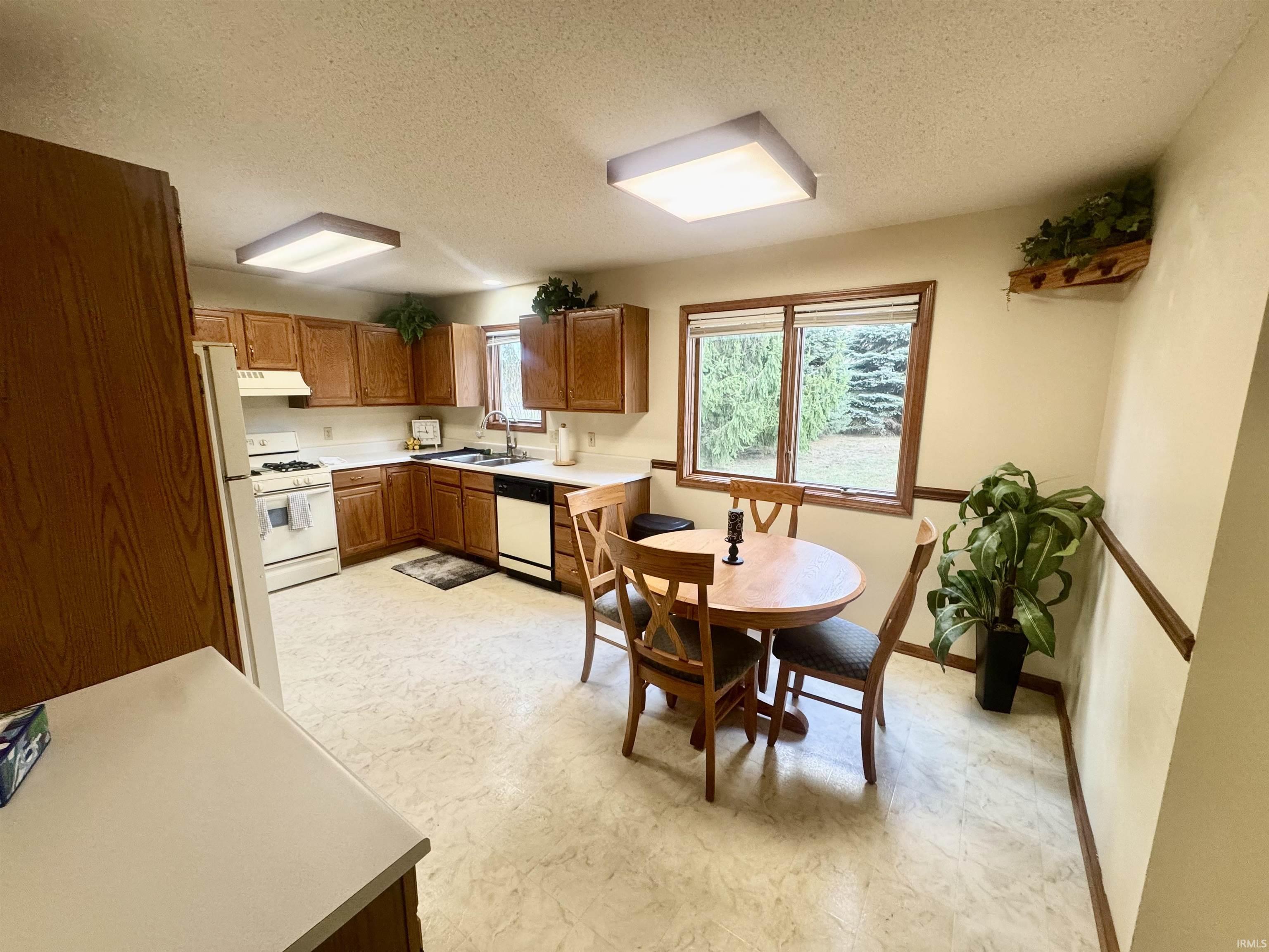 Photo 6 of 1231 Lost Lock Way