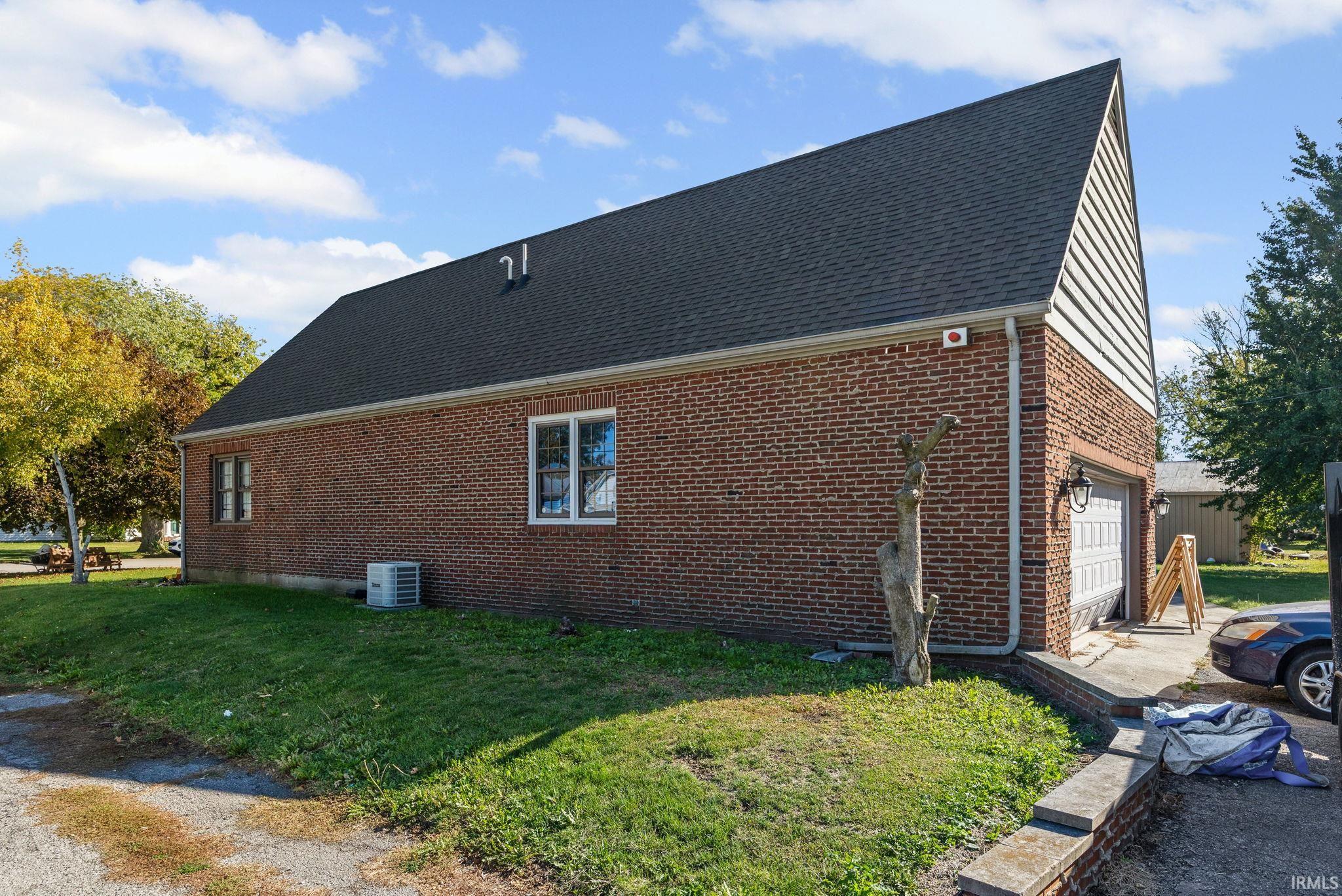 Homes for sale in Monon, IN | 614 Arch St, Monon, IN 47959 | MLS# 202543267