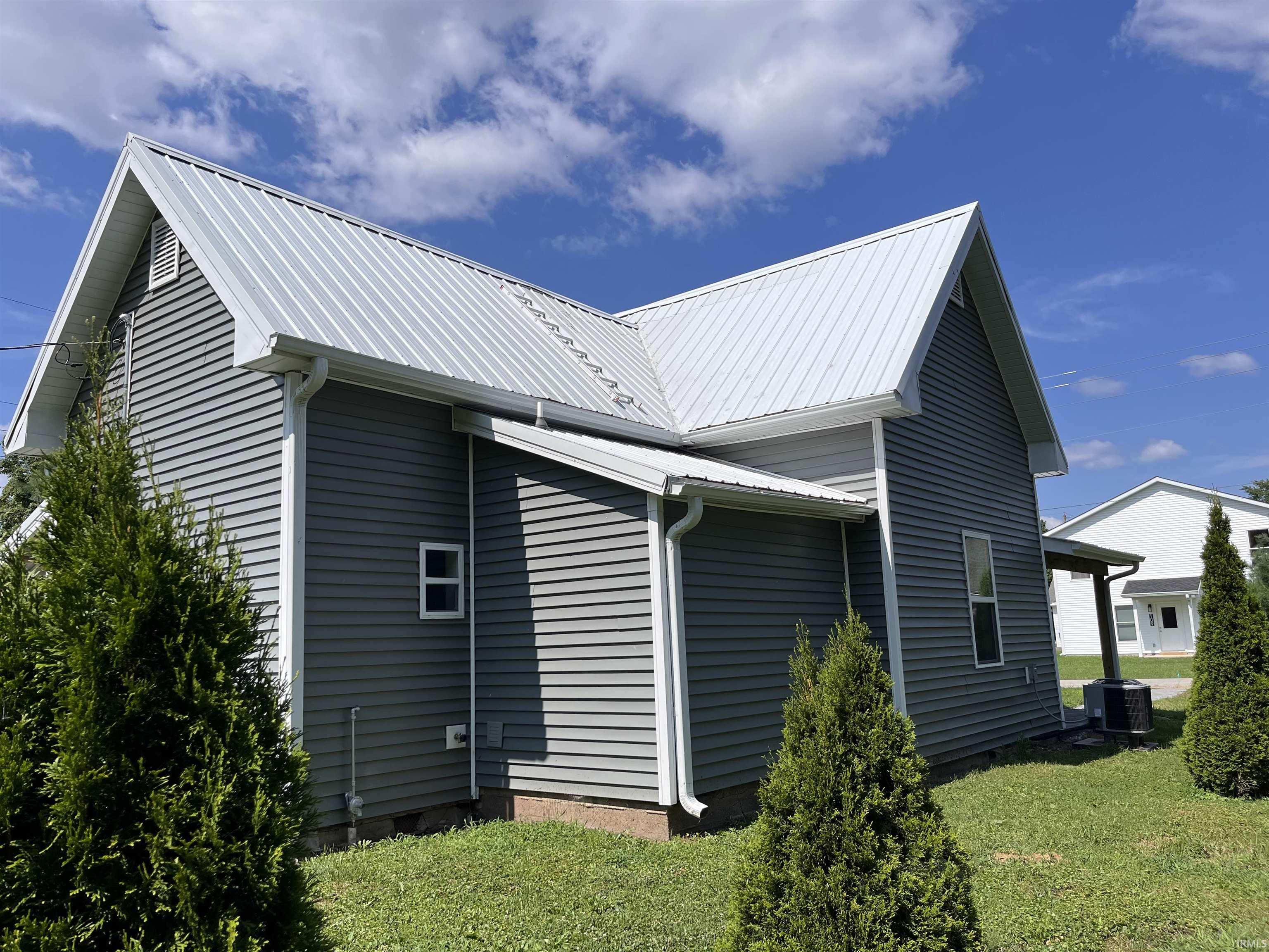 Homes for sale in Colfax, IN | 108 N Carter St, Colfax, IN 46035 | MLS# 202543270